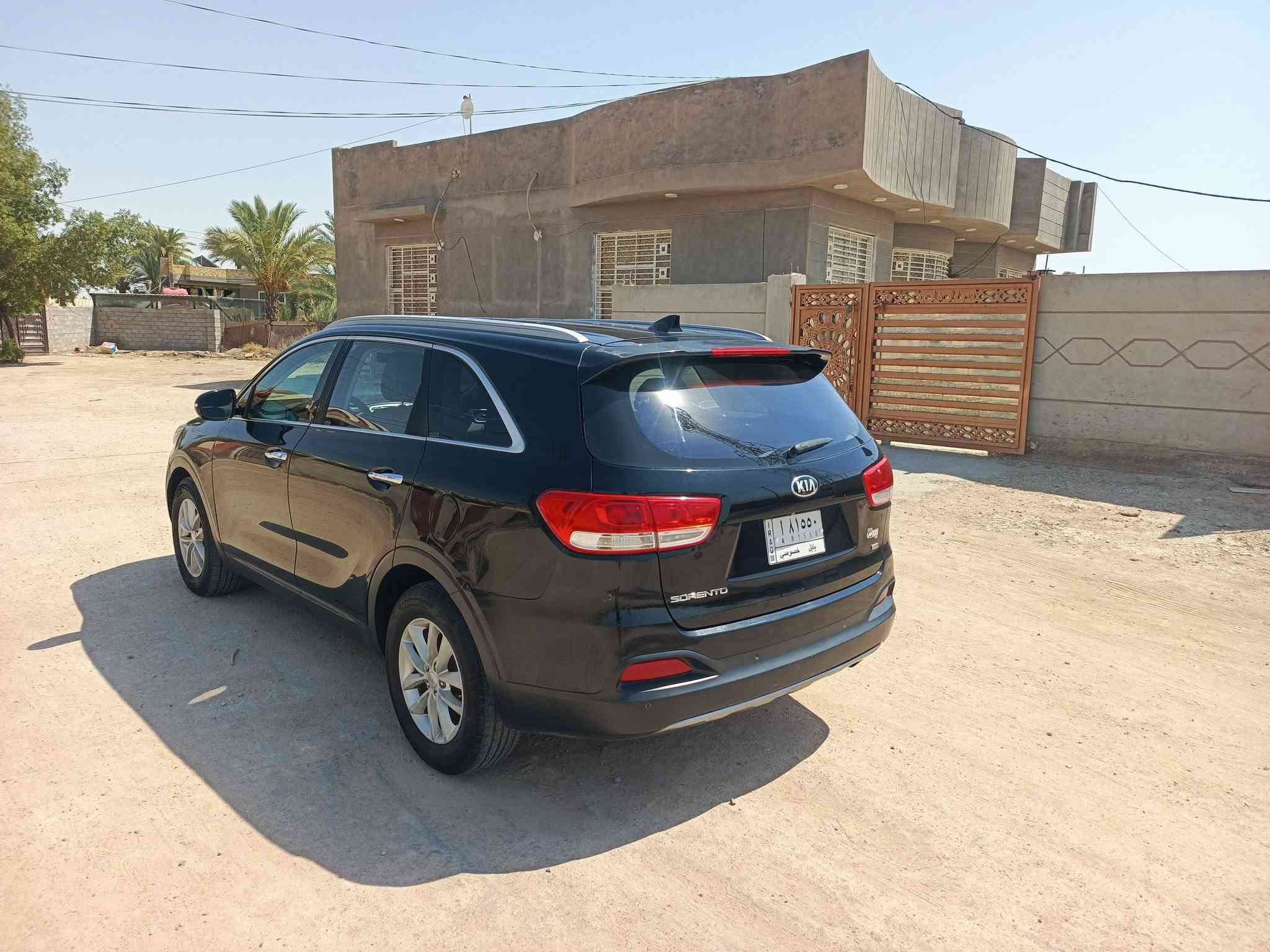سلام عليكم سورنتو موديل 2016امريكي محرك 2400بيه فقط البنيد بدون دواخل رقم بابل بسمي حداديه وتبريد ومكينه شرط الفحص جاهزه السياره مال جناي مواصفات حلووه بيه السعر 153وقابل للتفاوض مكان السياره الديوانية الشراي يتصل على الرقم ***********
