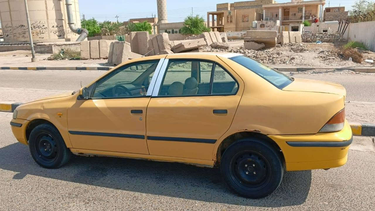 سلام عليكم سمند للبيع مديل 2011 سنويه 2028 سياره حلوه وجاهزه للشارع تراي وين ما يعجبك تاريه ناعم مصفره هيئه وغرامات سنويه جديده كامله معامله بس على الستلام لوحات نكليزيه السعر 21 وبيه مجال قليل رقم الهاتف*********** مكان ميسان العماره
