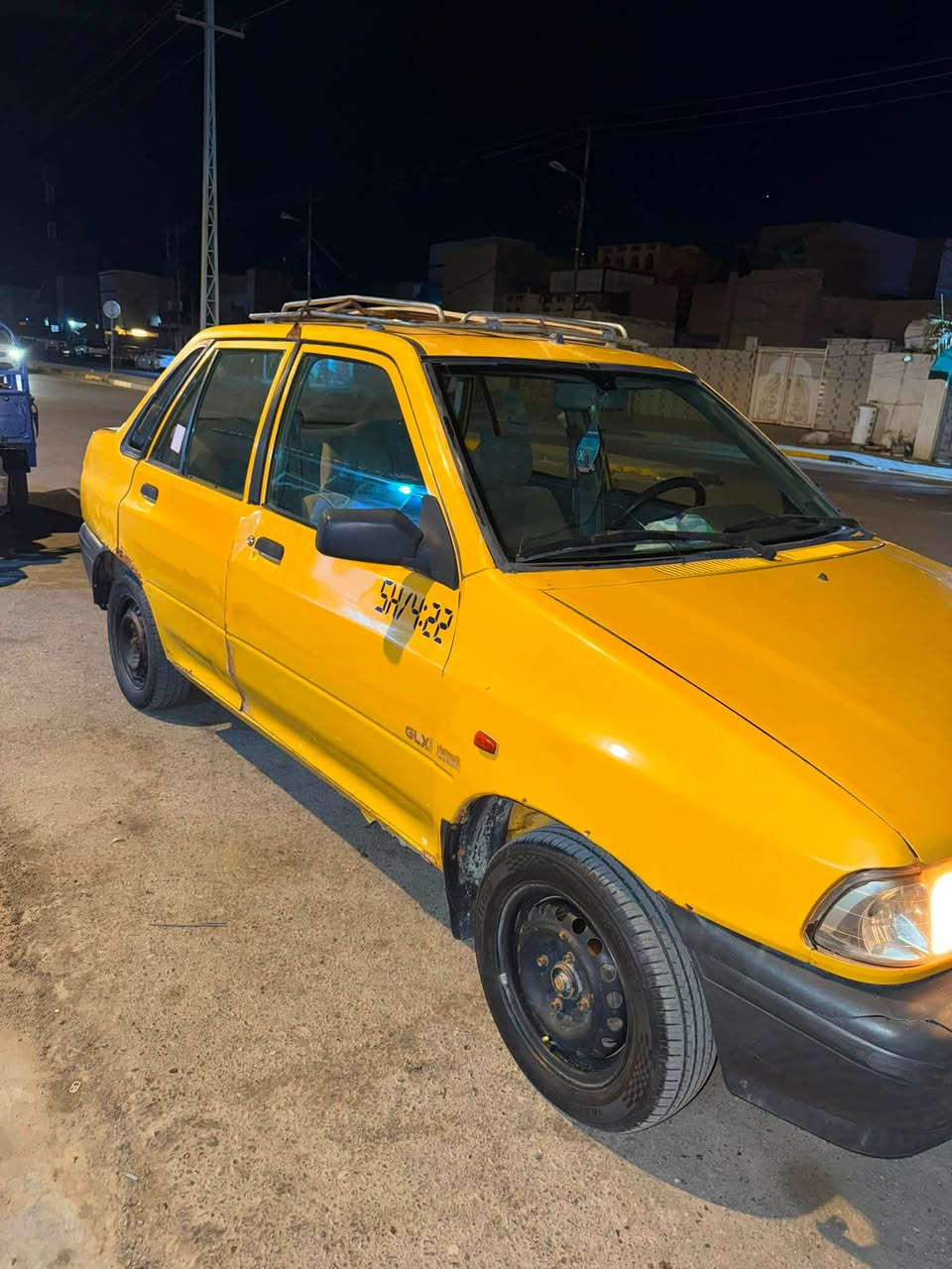 موديل 11 للبيع سياره جهازه تايرات حداديه تبريدها خفيف مكينه خير من الله بيه فقط لاستيك ولف ومماثر داخنها فقط من بارده سياره تحمه يختفي رقمها قادسيه مالكها موجود سنويه لل 29 سعرها 20 وبيها مجال ***********
