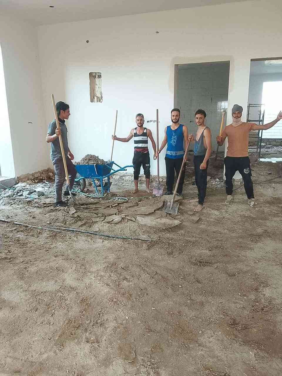 لا توجد تفاصيل

نص مكتوب في الصور:
- سلام عليكم يوجد كادر عمل تنضيف بيوت تفليش دفن نهري تصعيد مواد تنظيف حدائق ماعليك بكلشي نشتغل ليل ونهار سياره تجيك للبيت ماعليك بكلشي بس اتصل ***********