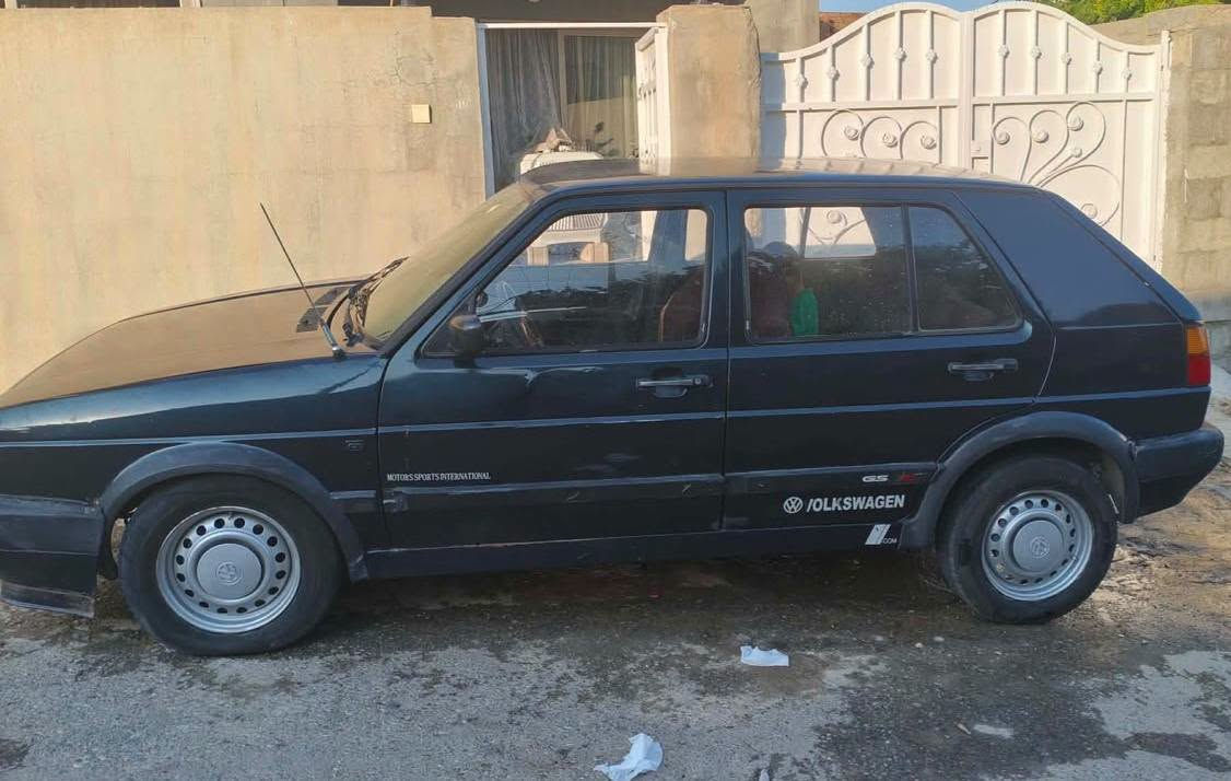 ڤۆڵسواگن گولف 1991 گێر ئۆتۆماتیک 
ئارم پلاستیکی هەولێر 
مەکینەی 5 بزمار 
ڕەنگی ڕەش
کەمێک مەکینەی بوخاری هەیە 

شوێن کۆیە 

سعر: لە کۆمێنت داوا بکە ڕاستەوخۆ بۆت دێت 📥

گێر و مەکینەی بەشەرت 
هیچ کێشەیەکی تێدا نیە 

ژمارەی خاوەنی
***********وه تس ئاپ له سه ره
