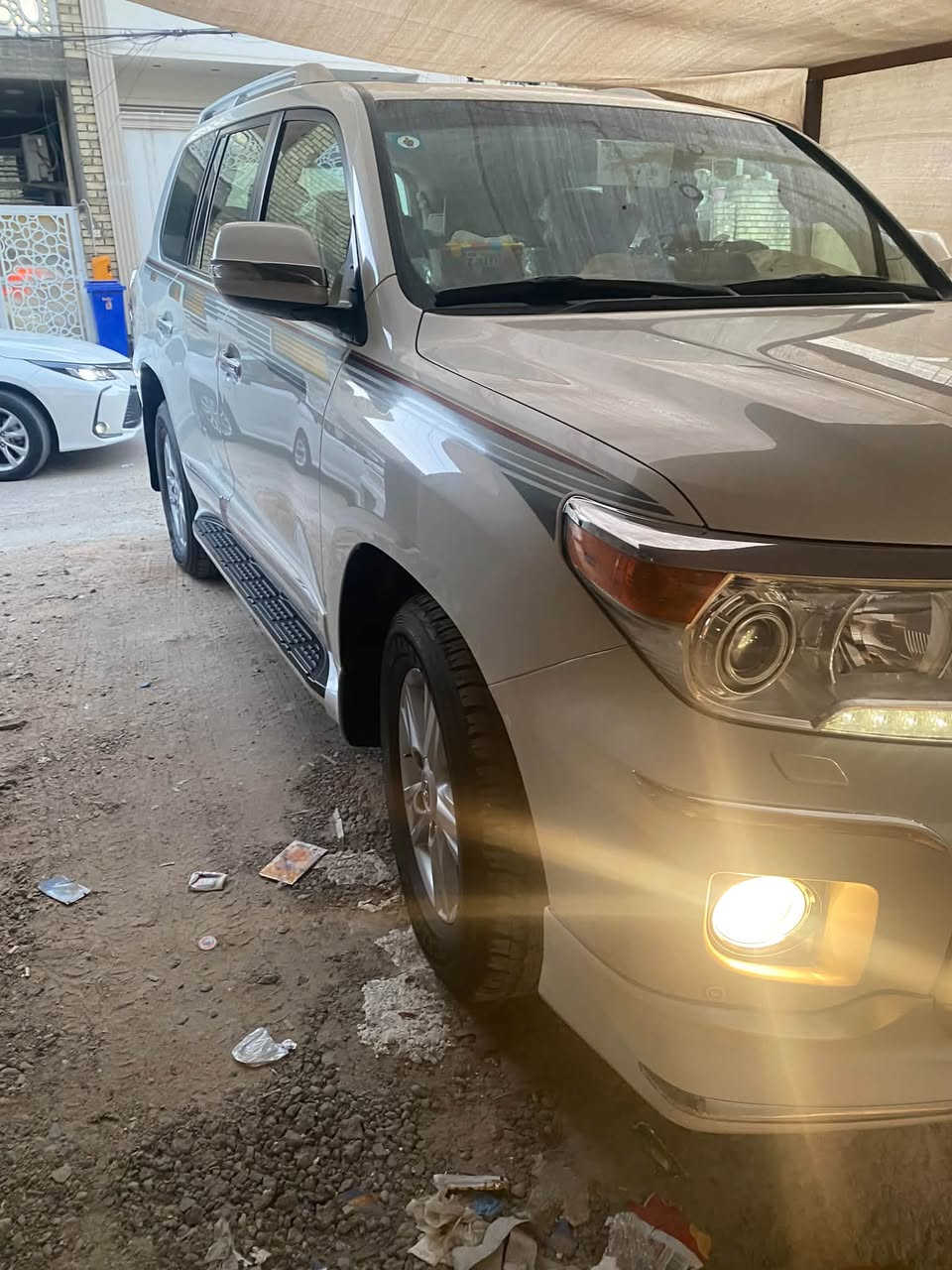لاندكروز بريم • ٢٠١٤ • ١٢٤ الف