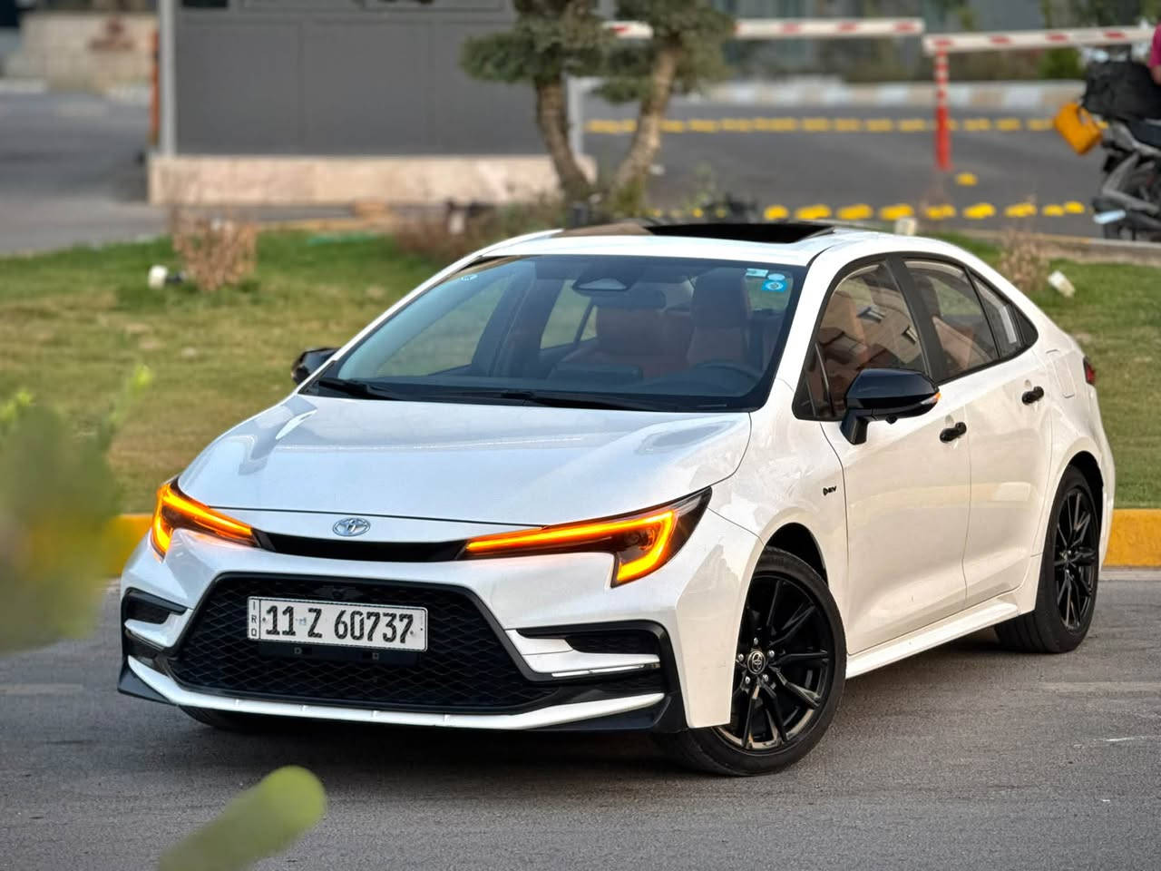سلام عليكم🙋
TOYOTA COROLLA : { 2025 } 🔥 

فول الفول اعلى المواصفات تجي بل كورلا:{S}
مكفوله كفاله عامه ما عده بارد بسيط 
ماشيه 29 الف فقط كلش جديده السياره 
راح اذكر مواصفات السياره للي ميعرفها :

⬛️ السياره بلاك ادشن بلاد من الشركه 
⬛️ فتحه سقف طكتين 
⬛️ كامرات محيطيه { 360 } درجه 
⬛️ بصمه تشغيل + بصمات أبواب دخول ذكي
⬛️ هاند بريك بصمه + اوتو هولد 
⬛️ رادار امامي توقف ذاتي 
⬛️ كيجات دجتل + شاشه وسيطه جبيره 
⬛️ تحكم ستيرن جهتين + أوامر صوتيه 
⬛️ أشاير بل مري + مري كهرباء ⚡️ 
⬛️ تبريد قطعتين منفصل 
⬛️ داخل السياره قرميدي مميز بلاد 
⬛️ 4 جامات { AUT }
⬛️ ويل كب بلاك 
⬛️ بجم فول LED 

عنوان 📍 السياره بغداد حي جهاد 
السعر  158$ وبيها مجال 
هـ *********** 📞
