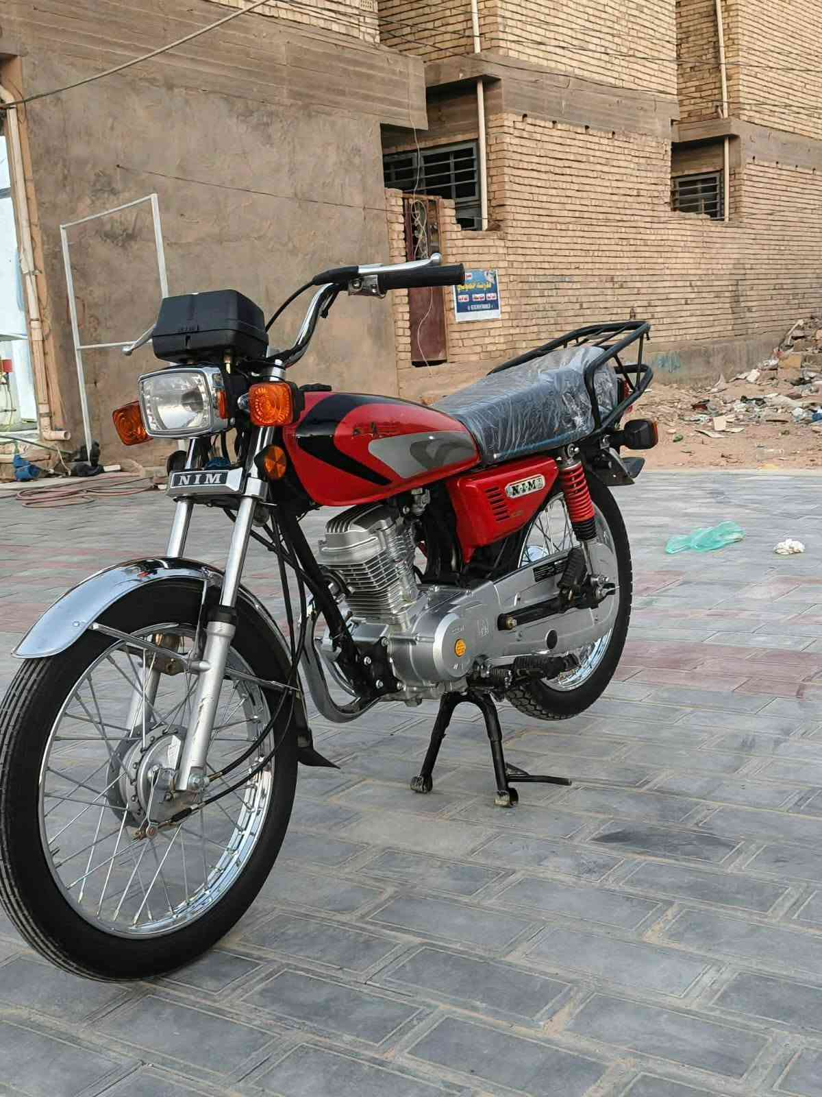يا الله دراجه للبيع موديل 27وراق سكنر مكينه 3حرف مكفوله كفاله عامه كهرباياته كله شقاله صاله شهرين من طاله من المعرض السعر 725وبيه مجال بصيط كربلاء حي الطارات ***********
