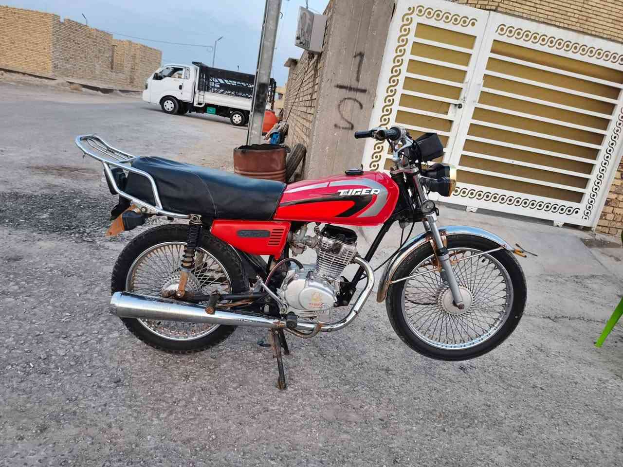 تايكر كلك  2019 دراجه قويه كلش وناعمه محرك فول السعر 300 وبيهه مجال مكاني بابل ناحية الطليعه***********
