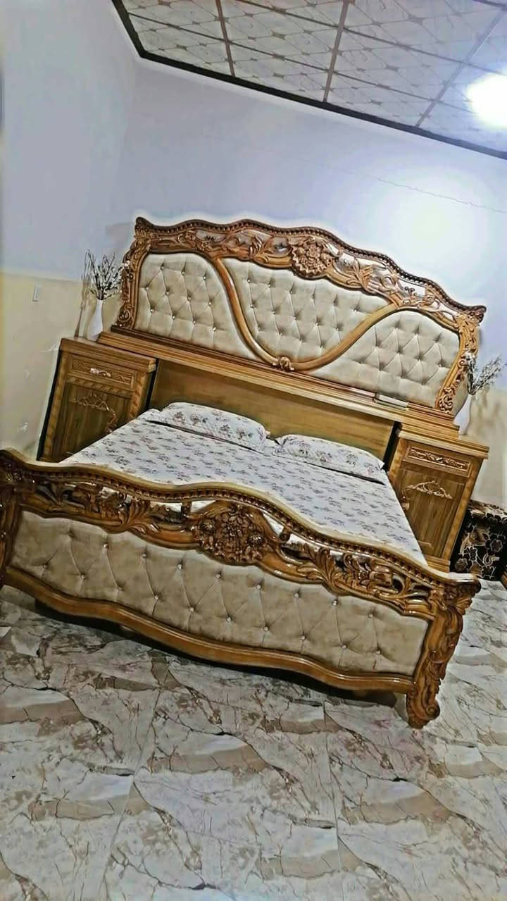 غرفة • للبيع • سليمة
