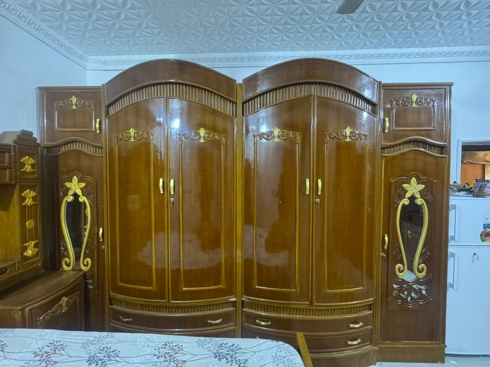 سلام عليكم غرفه مستعمله سنه وحده خشب صاج اصلي عرقي ثقيل  فول نظافه  سعر مليون و 100 الف  وبيها مجال بسيط 
للاستفسار واتساب ‭***********‬
مكاني كربلاء  المعهد التقني
