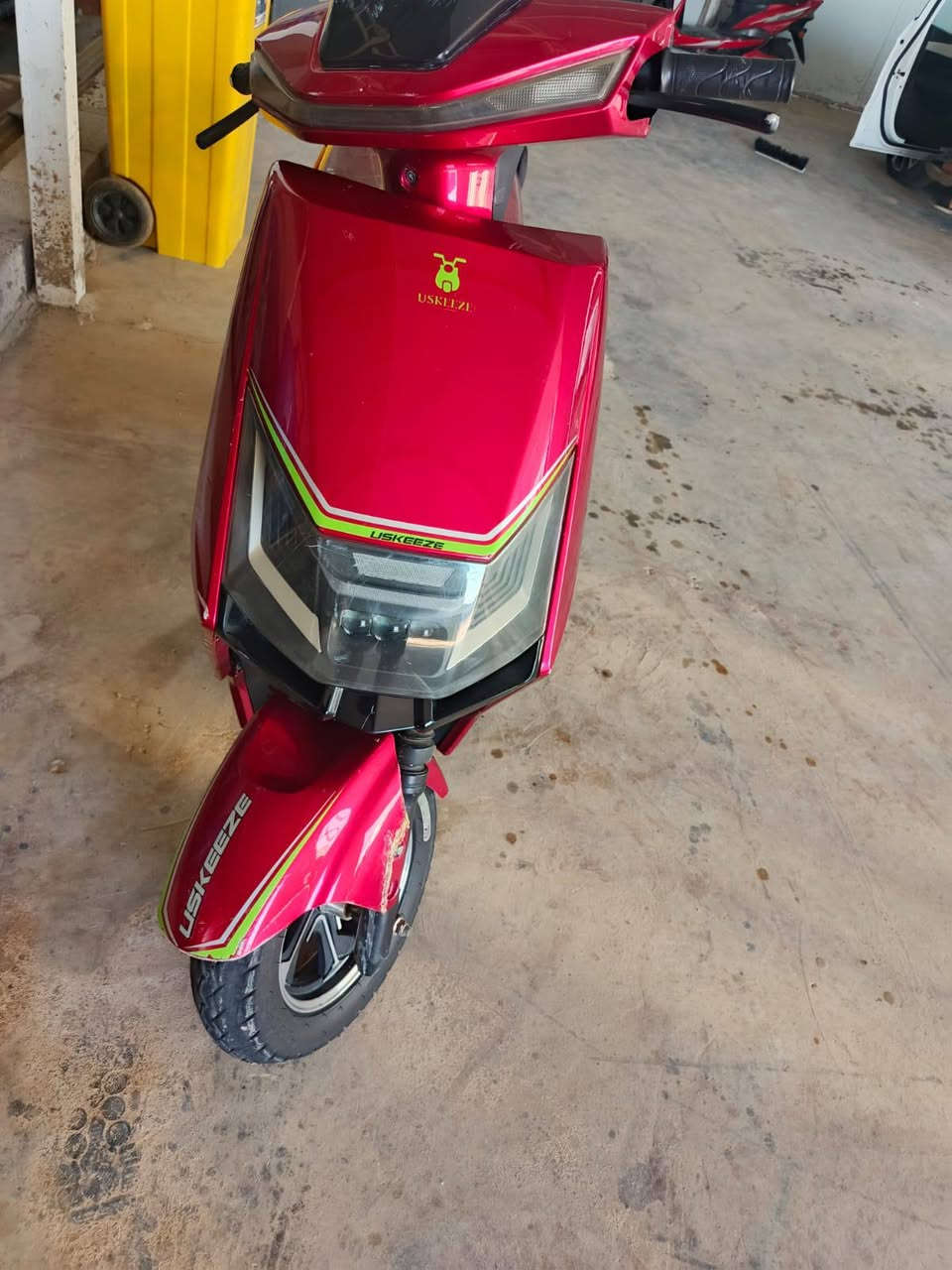 مكلف بلنشر دراجه شحن للبيع 6بطاريات سعره 450 وبيه مجال لشراي رقم صاحب الدراجه ***********
