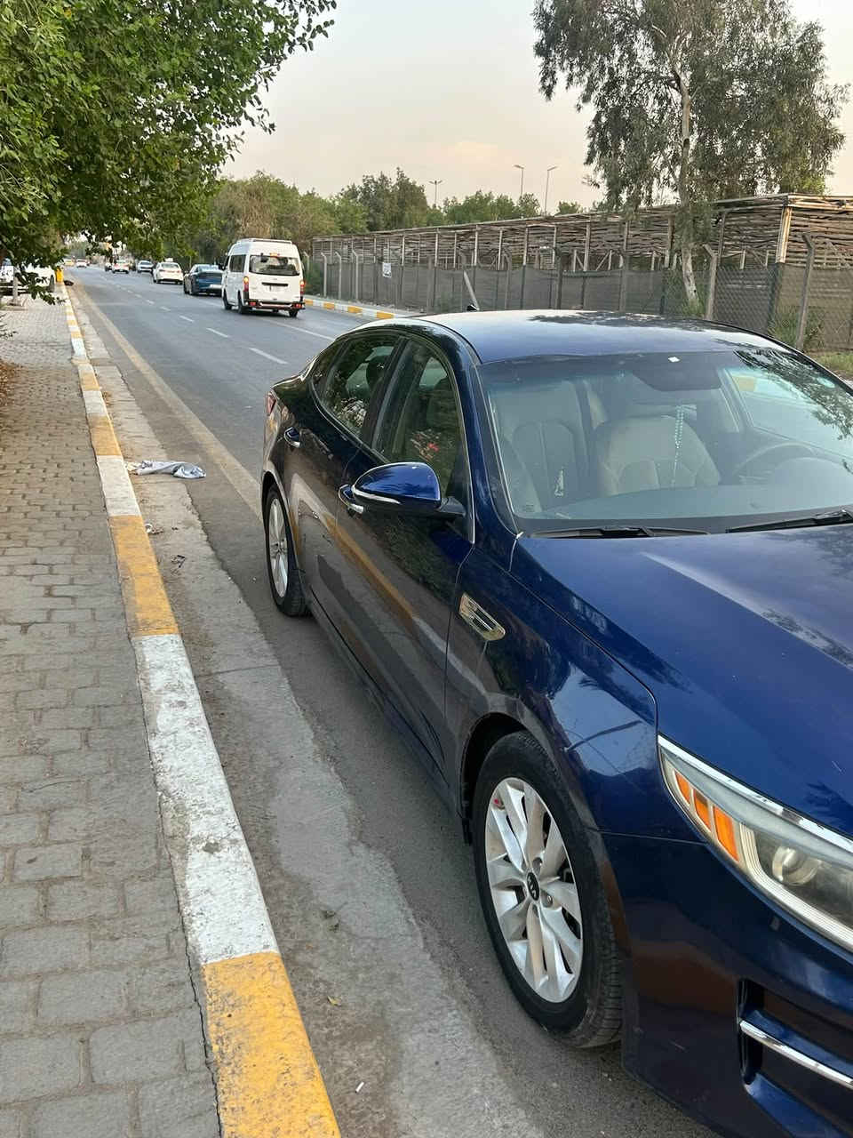 سلام عليكم ابتيمه ٢٠١٦ مكينه ٢٤٠٠ جيتي اي سياره ماشيه ٧٩ ميل اربيل هزه جديده توه مسويها وبسمي سياره حادثها قبق جنطه وبيه طخه جاملغ الخلفي جه ثانيه عاررضها ١٠٥ وبيه مجال ***********
