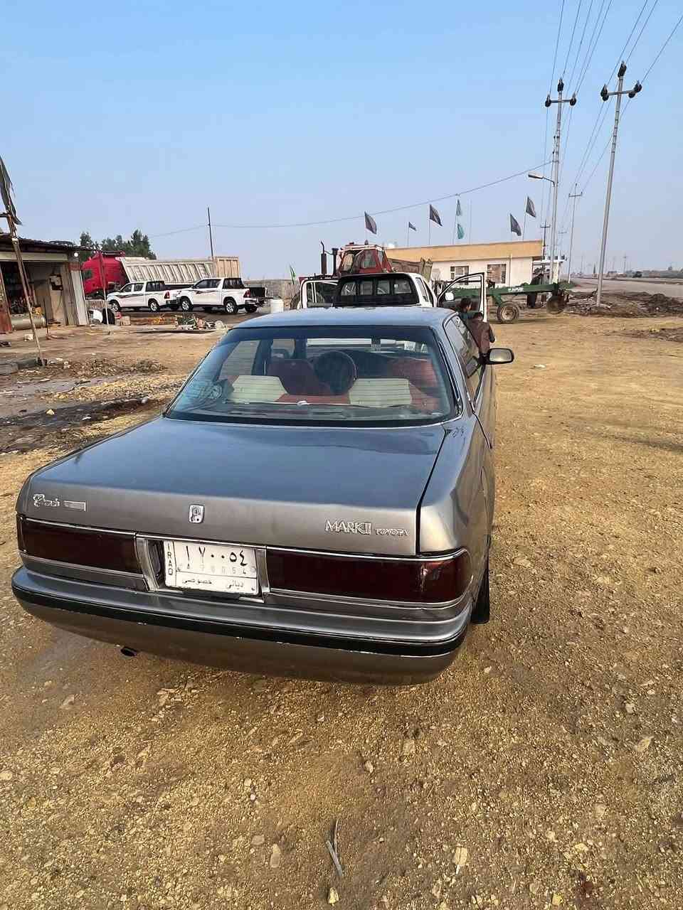السلام عليكم
مارك عظم 
كير ومكينه ونجي خير من الله 
رقم ديالى باسمي تحويل مباشر 
حداده تخم تاير 
السياره جاهزه وحلوه 
السعر ٢٨ وبيه مجال للشراي 
مكاني ناصريه قلعه سكر 
***********
***********
