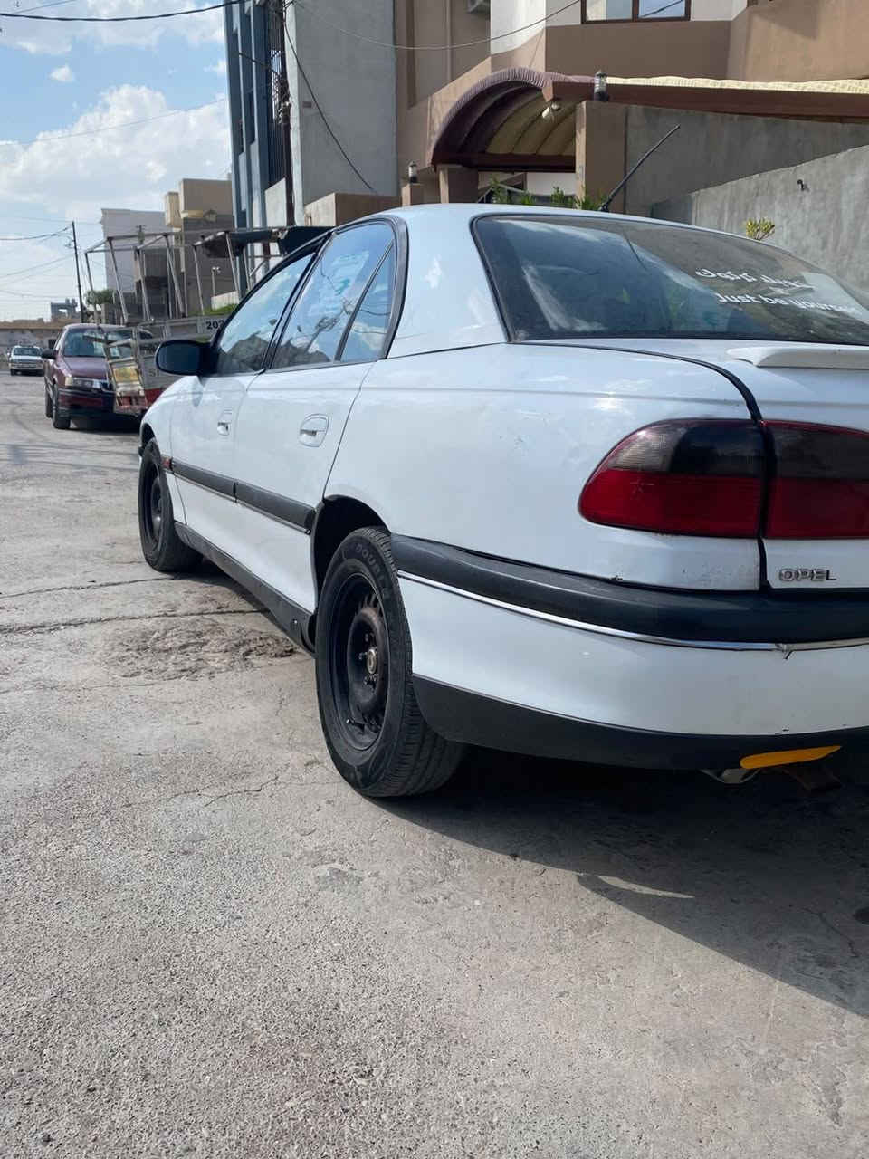 اوميكا بزون 
اوميكا بزون 

كير اوتماتيك 

محرك قبق اسود 

كير محرك بشرط 
كوبون بانزين 
حداديه وضع جيد 
مابيها ضرر ع بلاد 
تخم تايرات نص عمر 
داخلها الغرفه بحاله جيده 
موديل 1996
رقم كركوك 
شرط تحويل ثاني يوم 
سنويه شهر 10 يوم 12 تسقط 
تراي مالها وين ميعجبك 
تبريد ثلج كمبريسر مجيم 
سعر 43 بي مجال حك جيه ويرهم مراوس 
*********** واتساب فقط مكاني كركوك حي الحجاج
