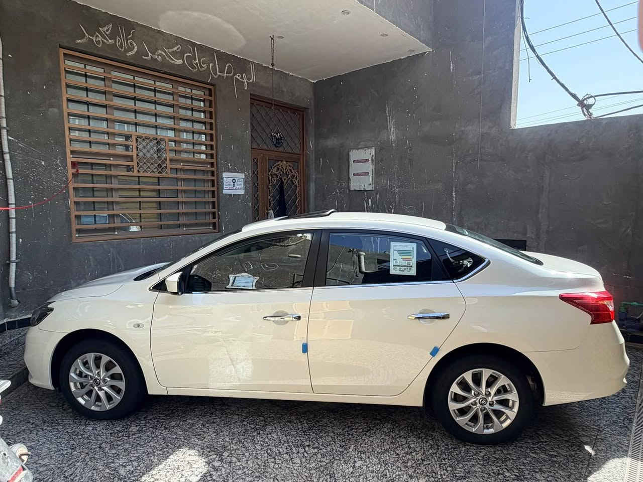 نيسان سنترا • ديل25 • باب الصدر