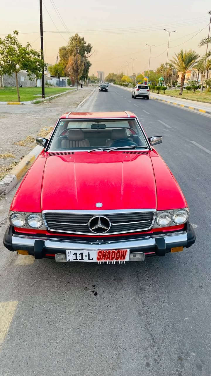 للبيع مارسيدس sl
موديل1982
محرك 8 سلندر380
 كير اوتوماتك
السيارة جديدة جداً مابيها اي نقص 
كشف قمارة حديد وقمارك جلد 
السعر 139$
مكاني بغداد الكرخ
رقم بغداد انكليزي وهزة جديدة
للاستفسار الاتصال صاحب السيارة
***********
