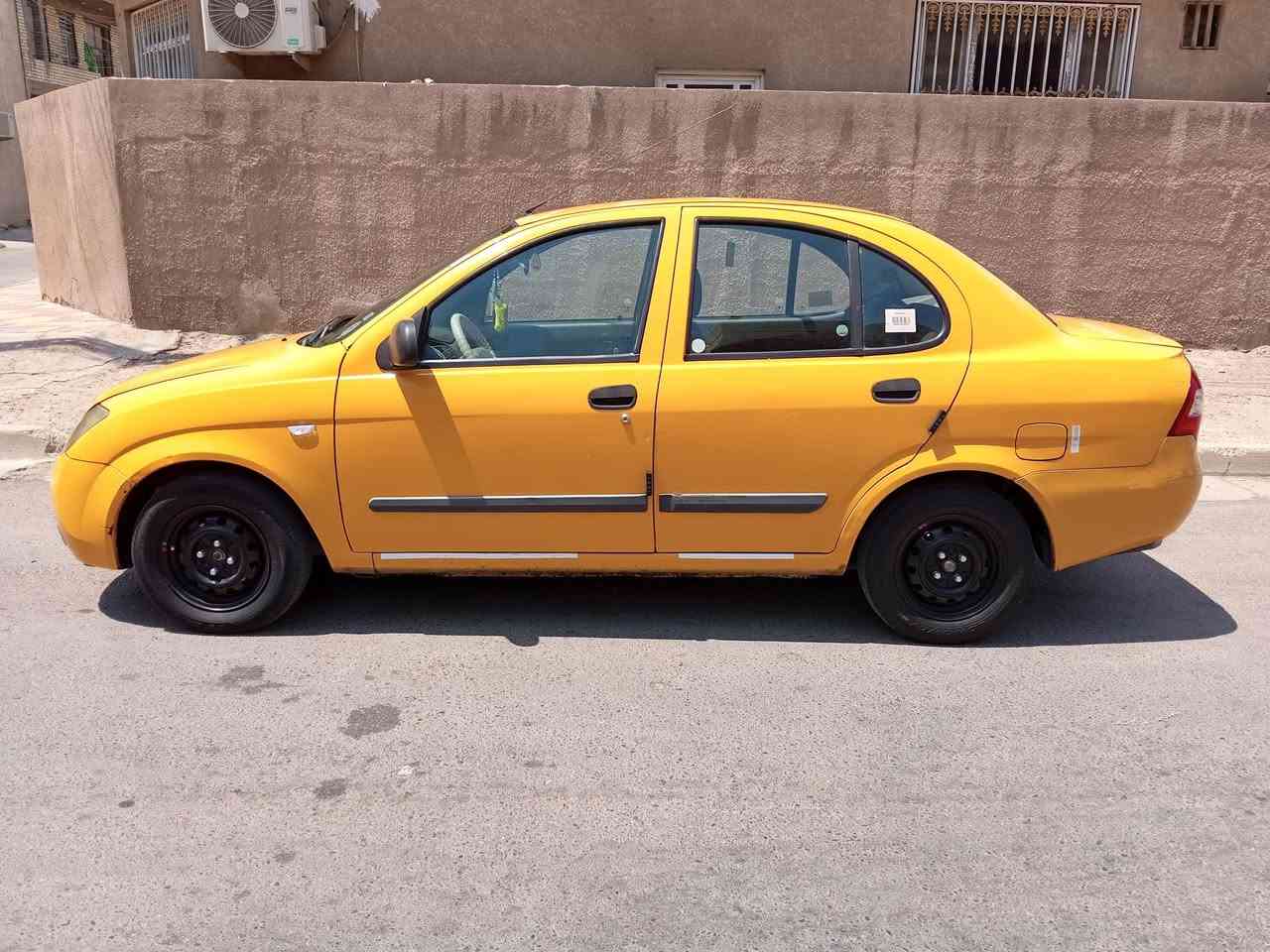 سلام عليكم
‏طيبة للبيع موديل 2015 رقم بغداد مشروع وطني بسمي كير مكينة مكفولة تبريد ثلج هيئة غرامات مصفره 
‏سيارة دوشة جديده من كاعية وصندق سيارة جاهزة من كلشي تحويل مباشر السعر 38 بيه مجال مكاني بغداد حي قاهرة *********** الي ميعجبة سعر خلي يعبر منشور
