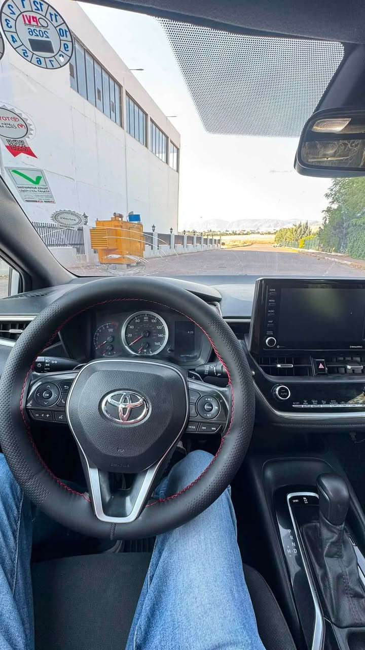 TOYOTA COROLLA
وارد امريكي 

موديل 2022
رقم شانصي /5YFS4MCE8NP098235

مواصفات SE نص فول

تحكم ستيرين جهتين

مثبت سرعه 
محرك ٢٠

قياده ذاتيه

تحديد مسار

رادار امامي

تچوه وسطيه

اوتو هولد

سايد بريك بصمه

نضام الsport

السياره حادثها من امريكا فقط بونت صبخ بدوون ايرباگ 
بجم و خلف كبس 

رقم شانسي و صوره حادث مووجود بصوره 

سياره مكفوله 

سعر السياره ١٢٨

سياره رقم دهووك رقم سنوي جديد 

للاتصال واتساب ***********
