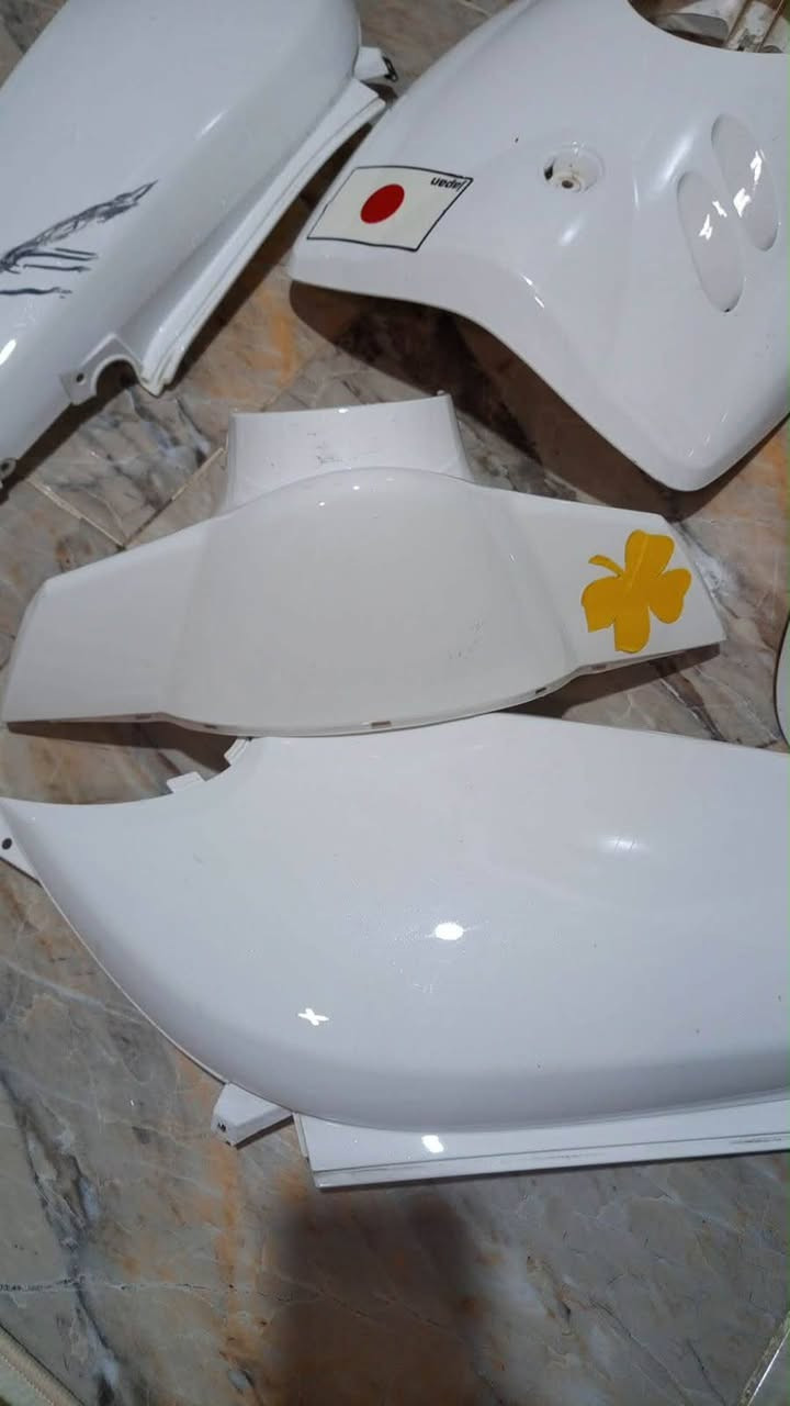 كفرات فله للبيع كاملات 
سعر:50
للتواصل:***********
