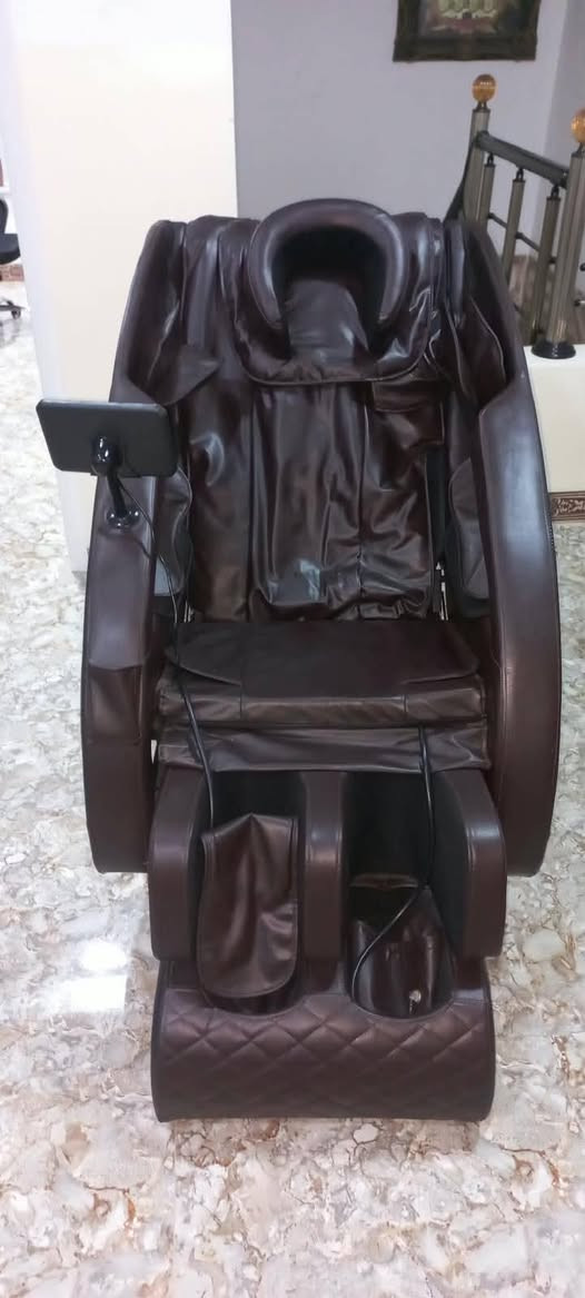 لبيع كرسي مساج استخدام اقل من شهر ٦٥٠ الف وبيه مجال
***********
