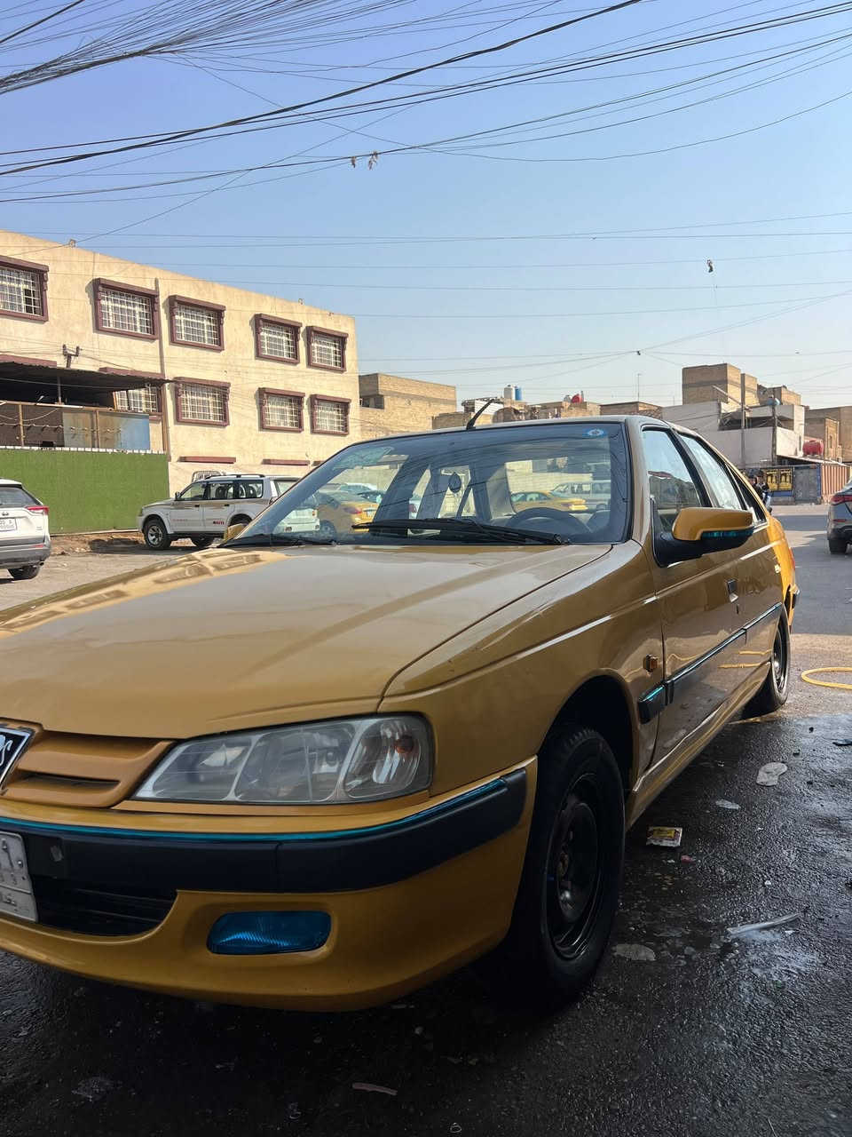 السلام عليكم بيجو بارص موديل 2015 للبيع عليها غرامة 400 الف تگطع من المبلغ بيها جاملغ خلفي صبغ سيارة جاهزة من مكينة وگير وتخم تاير تبريد ثلج ❄ربع متصرف عليها شرط تحويل السعر 33 ورقة مكاني بغداد مدينة الصدر ***********
