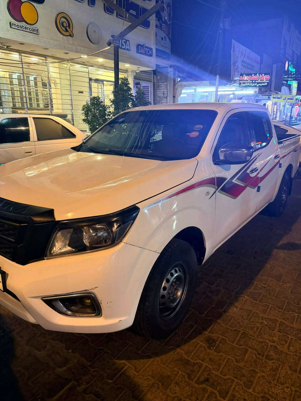 نيفارا 2016 خليجي محرك 2500 بلادي طبعاً هذه الشكل جنايته يعرفو بانه افضل من الهايلوكس من طسه من قوه من تحمل راقيه للبيع مكانه نجف رقمها مثنى وراعيها بالسماوه مشتري منه مباشر السياره السياره نظيفه ومال عمل مال إي شي تصير سعرها 115 ورقه ابلاش ابلاش والله يمهل اليشتريها وبيها مجال للشراي  *********** 
مكانه بالنجف السياره
