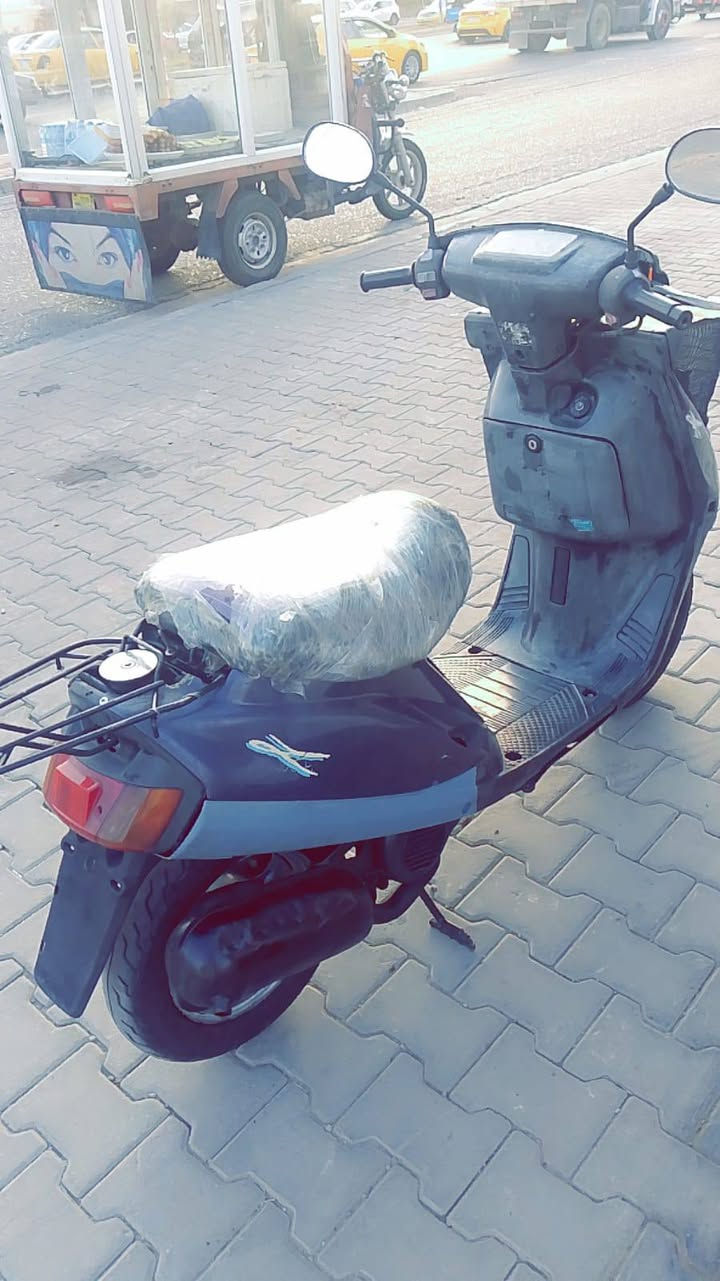 دراجه يماها مابيها عيب فقظ باتري نقص محرك هندر واحد يشتغل محرك ما مفتوح كيج سرعه كيج بانزين شغال دراجه فول نشاط سعر ١٦٠ بي مجال بسيط جماعت 140لا تعلق بدون ما احرجك دراجه تسوه ونضيفه تعال خاص او اتصل برقم ***********
