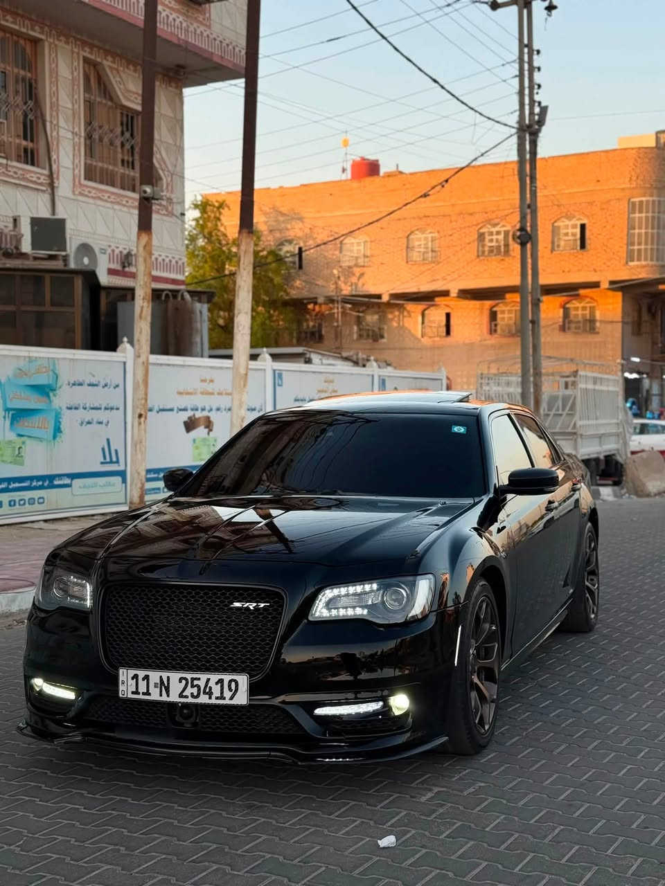 سلام عليكم لبيع اوباما ارتي فول موصفات مكان سياره النجف الأشرف 
#المركبة : #كرايسلر اوباما 300 S لون اسود فول مواصفات 
#الضرر : طرف الجاملغ والبنيد
#الرقم : بغداد

#المواصفات :
▪️السيارة : كرايسلر اوباما 300 S رادار امامي 
▪️الموديل : 2021
▪️المحرك : 5700 ( ثمانية سلندر )
▪️العداد :72 الف ميل حقيقي
▪️حجم الويل : ويل كب S حجم 20 اصل 
▪️غرفة السيارة : كشنات جلد احمر  حظن مع تطريز S اصل
▪️قمارة بانوراما
▪️حساس امامي اصل
▪️حساس خلفي اصل
▪️حساسات ورادارات الاجتياز الجانبية (نقاط عمياء)
▪️شاشة كبيرة للتحكم في ايعازات السيارة
▪️كاميرا دوارة اصل
▪️بصمة 2 للابواب مع بصمة تشغيل وتشغيل عن بعد
▪️شفتات بالستيرن للتحكم بلكير العادي
▪️لايتات زينون عالي وناصي مع حاجب LED
▪️كشاف دعامية زينون
▪️تحكم فول كهرباء لكرسي السائق والراكب
▪️تبريد قطعتين امامي وخلفي
▪️تدفئة لكشنات المقدمة مع تدفئة ستيرن
▪️تحكم ستيرن جهتين بلوتوث وحاكية وكروس سرعة
▪️هيترات بالمرايا الجانبية
▪️سستم صوت ALPINE
▪️نظام ABS مانع انزلاق
▪️منافذ USB امامي وخلفي
▪️السيارة جديدة وبوضع الشركة.

نكفل السيارة من الغرق و الشاصي.

السعر المطلوب :  245 ورقة مع المجال
 
الاتصال على : ***********
