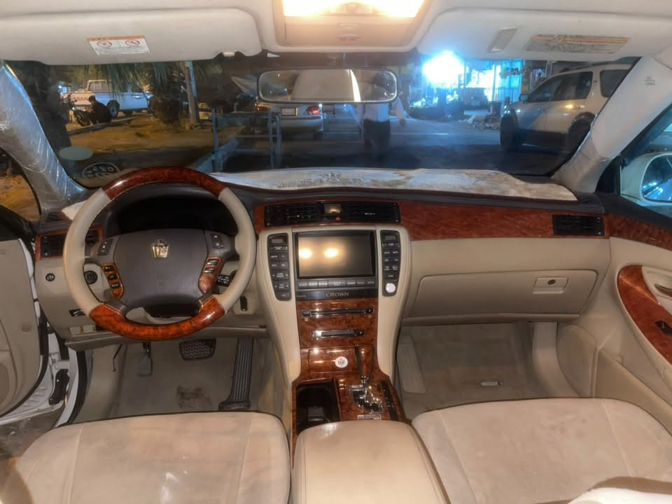 2005 182 كؤدي هةية موس
لة بگلايتي پشتي قرجيكي بجوكي 
شوين كةلار 
56گةلا
شوين كةلار
***********
