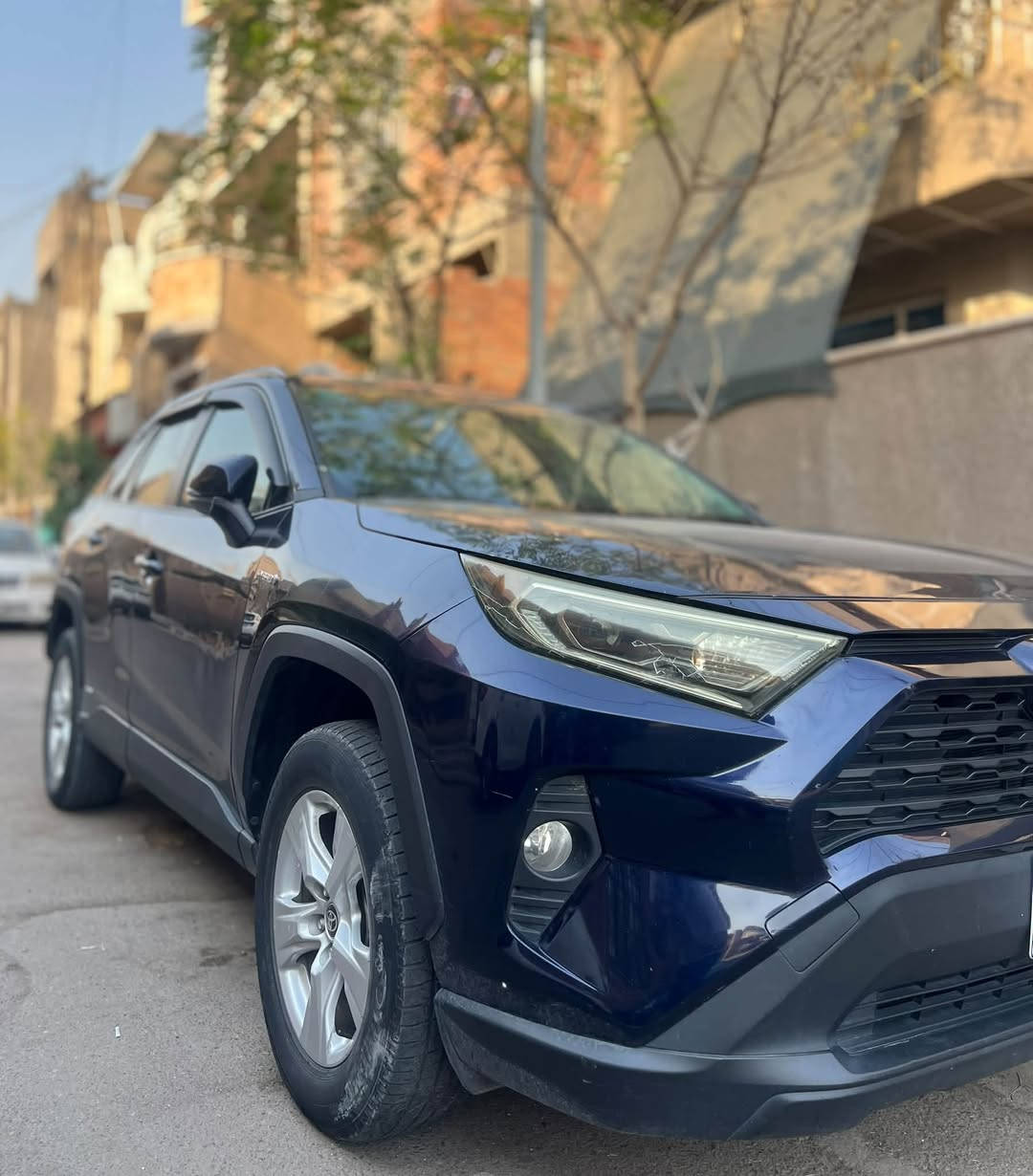 السلام عليكم من رخصت الادمن
            
                                         TOYOTA RAV4 XLE 2021

عداد 83000 كم وقابل للزياده 

وارد أمريكي 

• دفع رباعي 4*4

مكينه  2500cc هايبرد + بانزين 

كير 8 سرعات S 

• لون جويتي 

• كراسي مخمل /سايق كهرباء

• شاشة كبيرة

• كاميرا خلفي

• رادار امامي

• مانع تصادم

• محدد مسرب

• تصحيح مسار

• مثبت سرعة

• مانع انزلاق

• رادار جانبي نقطه عمياء 

• ابل كار بلاي 

• اندرويد اوتو 

• إنارة ترحيبية

• اوتو هولد 

• حساسات تجاوز BSM 

• شاشة اعطال

• اضوية امامية زنون LED

• اضوية خلفية LED

• اضاءة فل زنون LED

• حساسات ضغط هواء الإطارات 

• 6 وضعيات قيادة ⬇️

ايكو ECo

                                                              NORMALنورمال 

                                                                SPORTسبورت 

                                                                    SNOWثلوج

• قطعتين تبريد شاشه 

• سايد بريك بصمه 

• فتحه سقف طكتين

•صندوق كهربائي +شفط

•اشاير بالمري

• بلوتوث

• مدخل USB + AUX

•بعد هواي بيها مواصفات ناسيهم 

• ملاحضة  ايرباك فقط دركه وراجع سستم بلادي

السعر 215 وبيها مجال 
السيارة نظيفه واستخدام شخصي ممتعوبه 

عنوان بغداد القاهره 
الشراي يتصل لا يتعبني بالتعليقات 
***********7711629510
