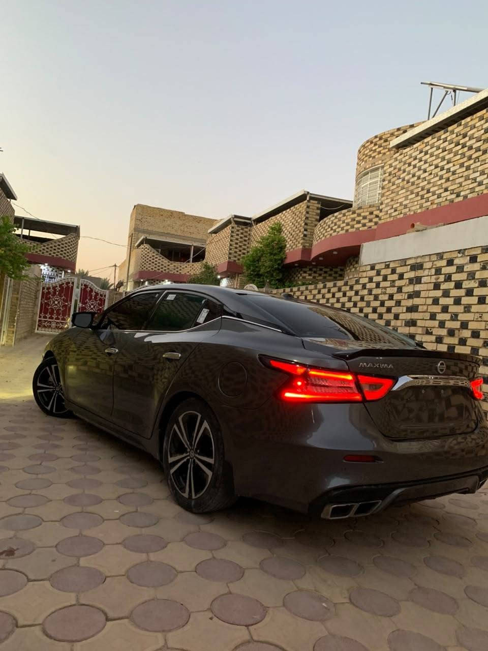 تنزيل السعر 128$
Nissan_MAXIMA 2018 _SV_Gray🚀🚀🚀
((((بيع  ))))

✅مواصفات ‏‎ SV
‏‎✅محرك V6 حجم 3500
✅‏‎ المواصفات : بصمات ثنين
✅ أنظمة قيادة سبورت  نورمال
‏‎✅كشنات جلد
‏‎✅كشن كهرباء سائق + سكن
‏‎✅كشن هيتر سائق + سكن
‏‎✅تبريد قطعتين
✅كاميرة خلفية ‎دوارة + شاشة كبيرة كار بلي +خرائط GPS
‏‎✅تخم ويل وتاير  حجم 18+تخم ويل وتاير 17 جدد
‏‎✅تشغيل عن بعد
‏‎✅كروز سرعة تحكم ستيرن
✅اشارات بالمري 
‏‎✅اشارات ترحيب منظومة زنون أصلية
‏‎✅ليدات امامية
‏‎✅ماوس تحكم شاشة
‏‎✅بصمة تشغيل
✅‏‎ وبصمة ابواب وباقي المواصفات معروفة
✅مكينة گير تبريد كهربائيات كلها مكفولة بشرط الفحص

✅الضرر :  شويه بجنطه وجامرلغ  فقط 
‏‎✅السيارة تريد تحويل تريد وكالة      عليها ادامه كاملة من محرك من حداديه تبريد كله 
***********
السعر. 128
Nissan_MAXIMA 2018 _SV_Gr
