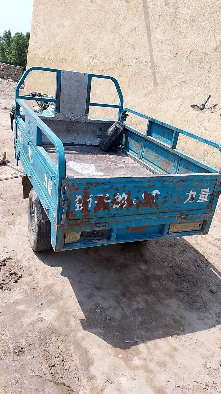سلام عليكم ستوته للبيع موديل 21اوراق اصولي اهلي  عل سريع انتصال ***********  سعره 1250وبيه مجال
