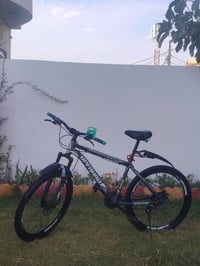 بايسكل جبلي • نضيف • مع ملحقات