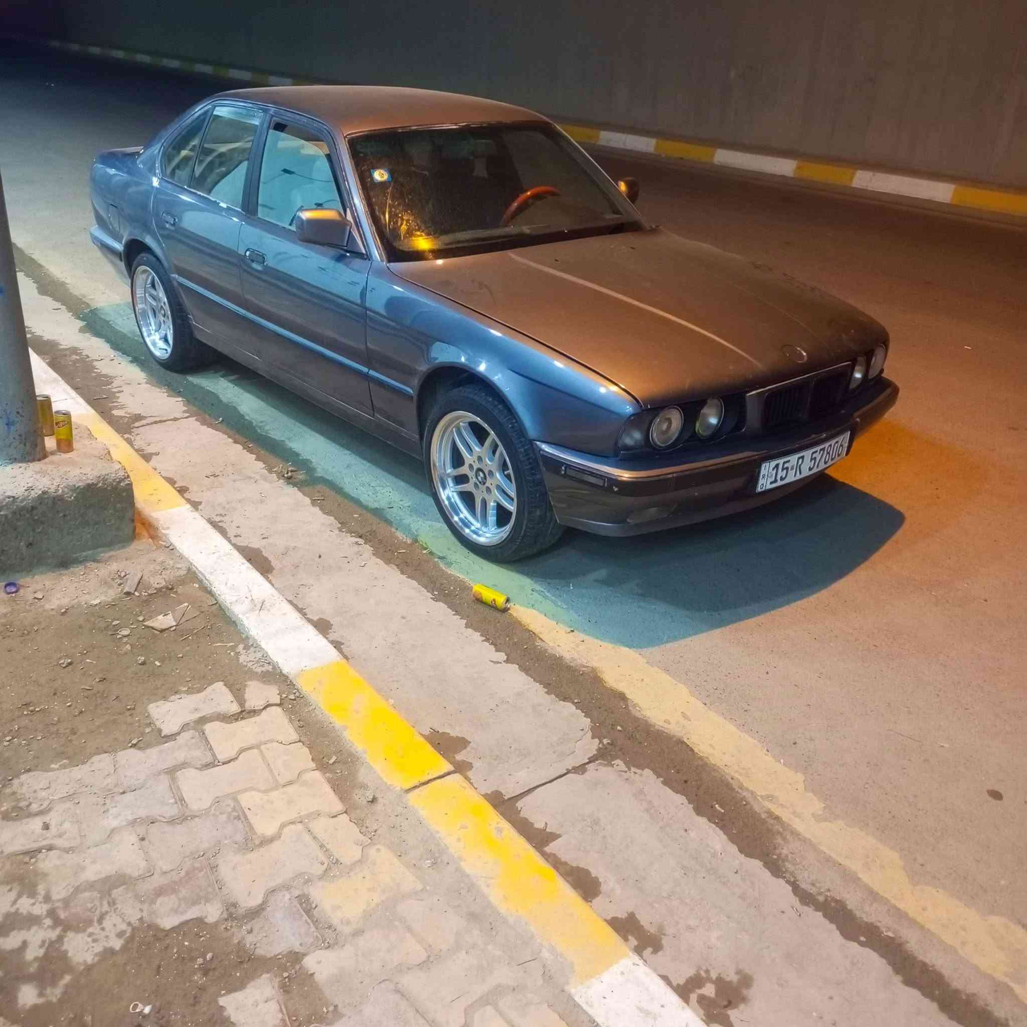 بي ام دبليو 530  V8موديل1992 تبريد شغال سياره مصبوغه عام رقم الهاتف ***********

