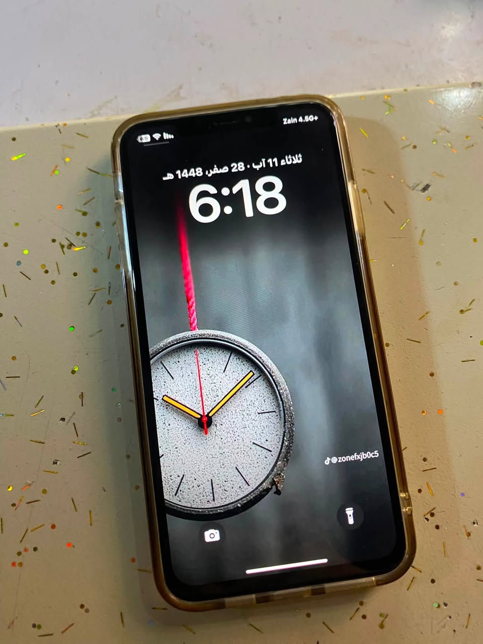 سلام عليكم ايفون xs max للبيع
ذاكره 256
بطاريه80
جهاز مبدل شاشه كلش حلوه وفيس ايدي ميشتغل 
كله شغال وع الفحص واضح بلصور السعر 140 وبي مجال بسيط كلش مكاني بغداد العطيفيه *********** وتساب
*********** اتصال
