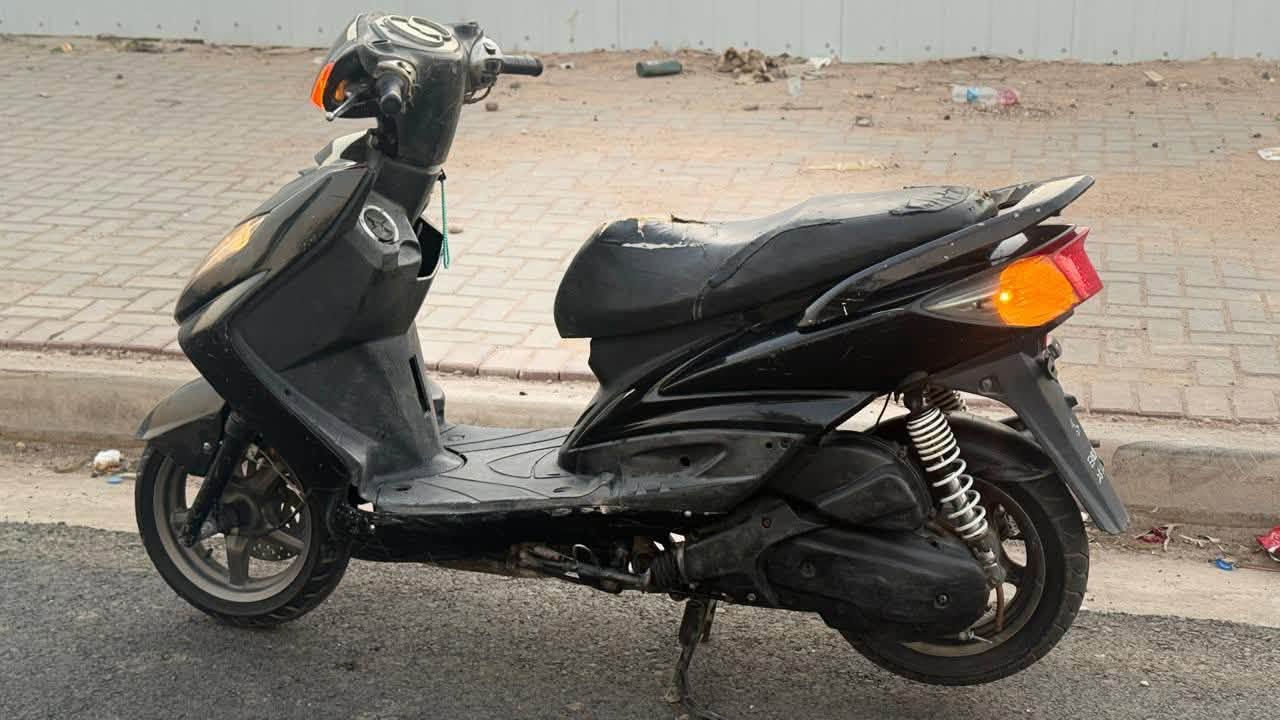 سلام عليكم سكنس فحل نوز خطين
كامله اي نقص ما بيه محرك كفاله
كهربايته كله شغاله شلعه ومعدل تخبل
دراجه رمبه صله 8 اشهر كفراته نضيفه 
سعره 675 وبيه مجال مكاني بغداد الحسينيه مل راشديه
***********
