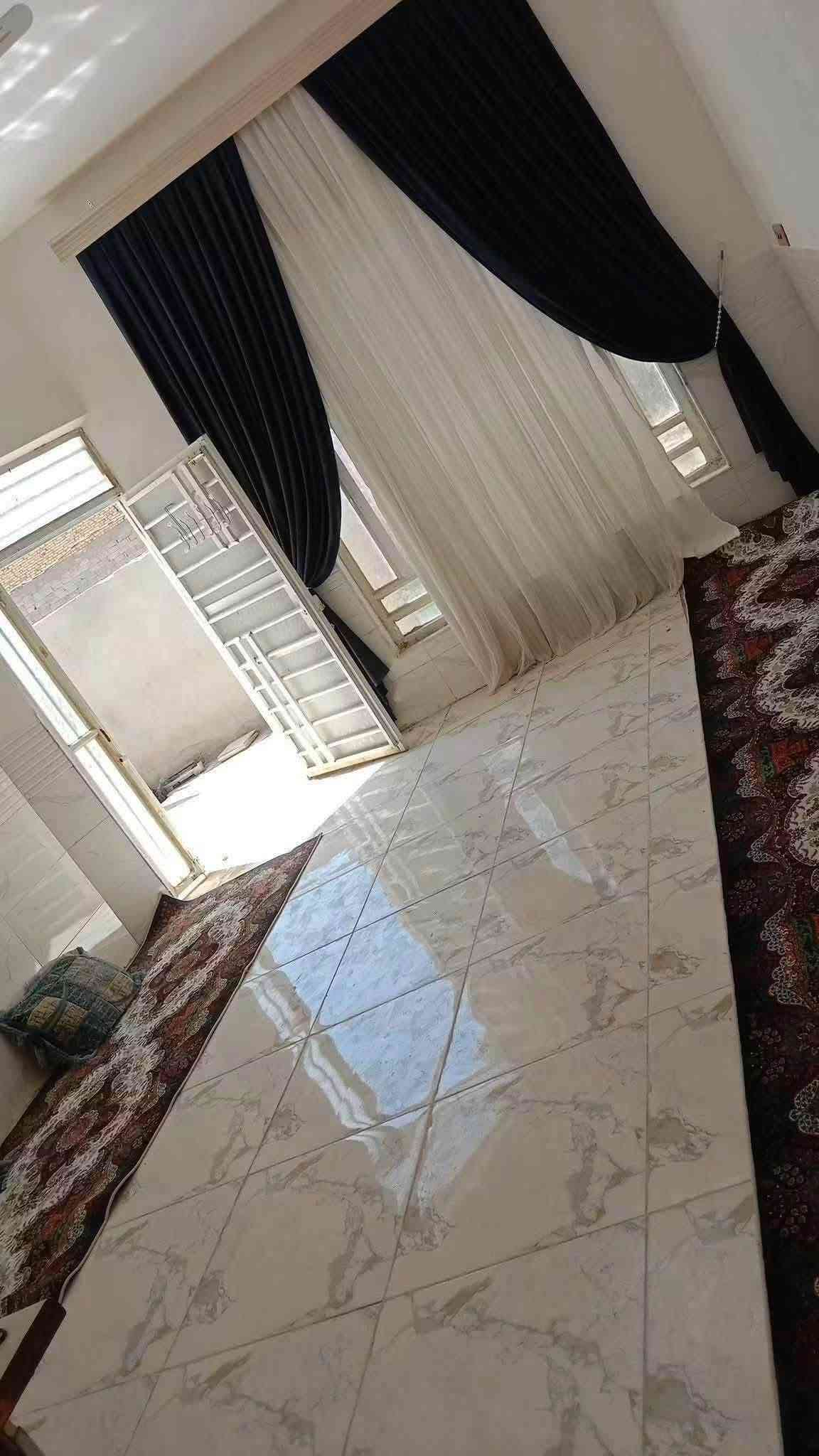 لامين عمود ٦١٢ • ٢٠٠م • غرفتين وصالة