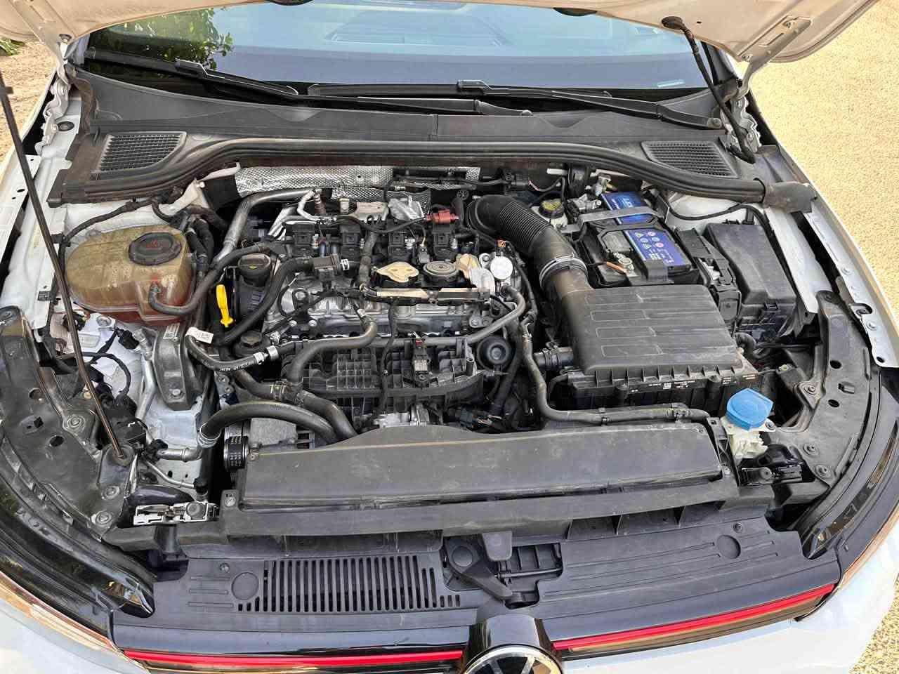 كولف GTI • حادث • وارد امريكي