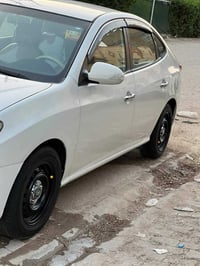 الننره • ٢٠١١ • أربع قطع