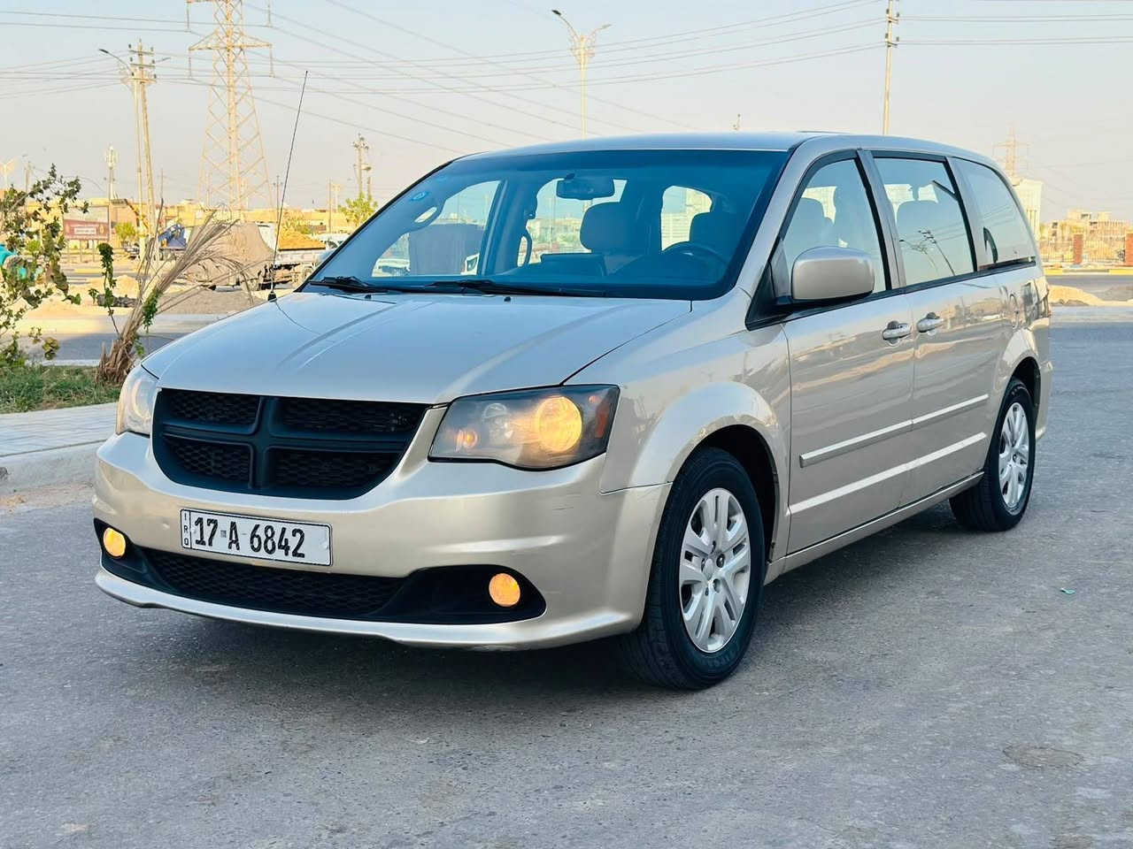 دوج كرفان 2014 وارد امريكي السعر 118 وبيها مجال مواصفات دواخل بيجي 7 راكب 3 قطع تبريد محرك V6. 3600 شاشه كامره خلفيه تحكم ستيرن مثبت سرعه ماشيه 120 حقيقي محرك وكير وتبريد مكفولات حداديه جديده بيها هلال چاملغ صبغ اثر شخط بسيط والباقي كفاله عامه ضربه وصبغ رقم نگليزي بسمي سنويه لل 29 تحويل مباشر مكاني كربلاء المقدسه الاستفسار ***********
