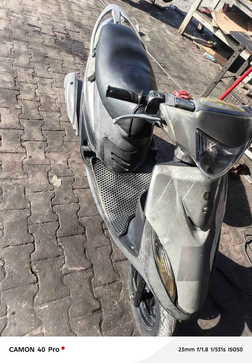 سلام عليكم دراجة ماكس عدلة 120 مال رمبة محتاج ودابيع بيهة نواقص بسيطة نكرة سلف بكل وقت كهربائيات كلهة شغالة دراجة أي نقص ما بيهة احلا من بصور ٦٥٠بيهة مجال بسيط مكاني بغداد بلحرية ***********
