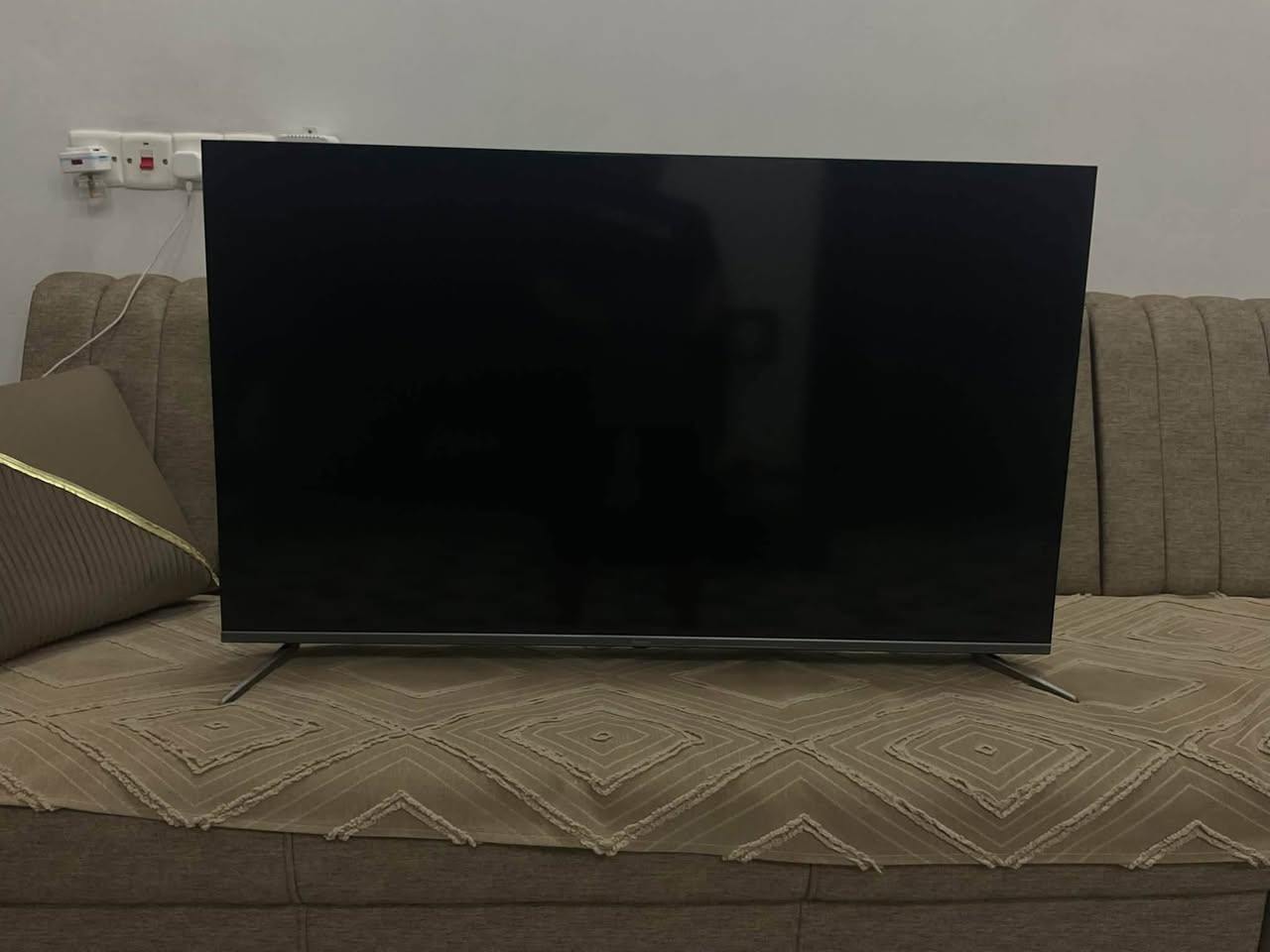 📺 للبيع شاشة الوطنيه QLED مقاس 50 بوصة
شاشه نوع QLED انارتها وألوانها حيل حلوه 
نضام اندرويد TV تدعم تنزيل جميع البرامج 
تدعم الأوامر الصوتيه 
نضيفه مستعمله قليل 
سعرها 285 الف 
عنوان حي الشرطه خلف المجموعه الثقافيه
