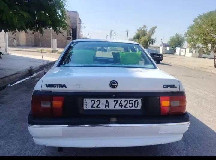 للبيع اوبل فيكترا موديل 94 رقم اربيل  تريد تحويل أو وكاله سياره صبغ مابيها اهلاه ماعمرات شرط ابلاد محرك مجفت جديد وبطاقة بنزين بيها السعر 45 وبيها مجال  لاتصال على رقم الهاتف ***********
