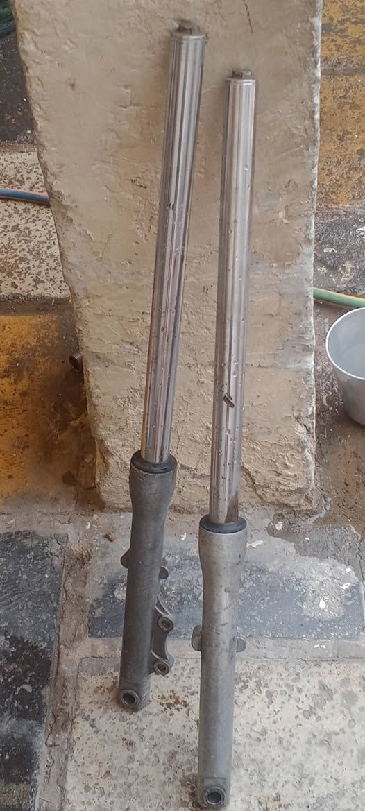 سلام عليكم غراض جونده للبيع مكان بغداد الامين رقم***********
