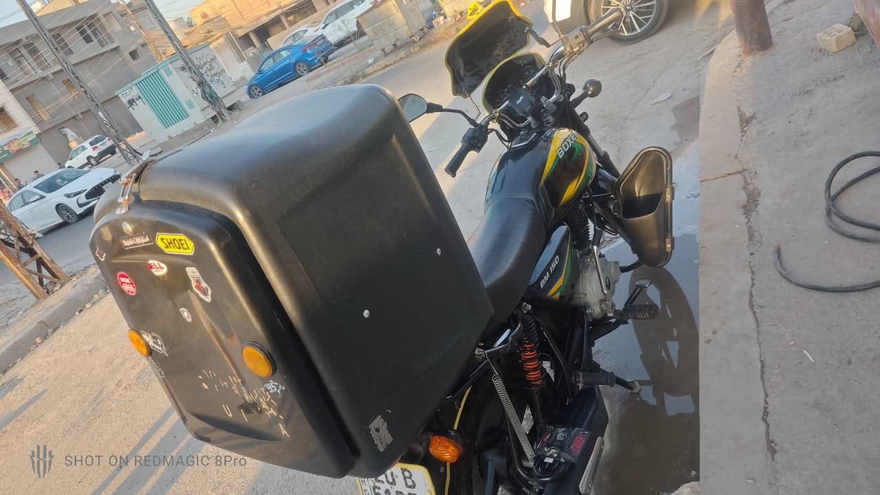 سلام عليكم دراجه بوكسر  موديل 2024  طابه 2025 البيع رقم عشرين دياله تحويل نفس اليوم مكاني محموديه  دراجه مكفوله من كلشي تجي وشوف بعينك شراي يتصل علا رقم خاص ***********
