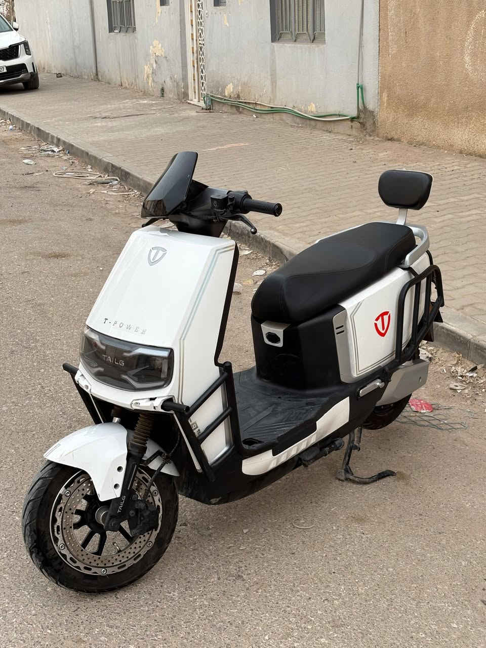 شحن • ٦بطاريات • ٢٠٢٥