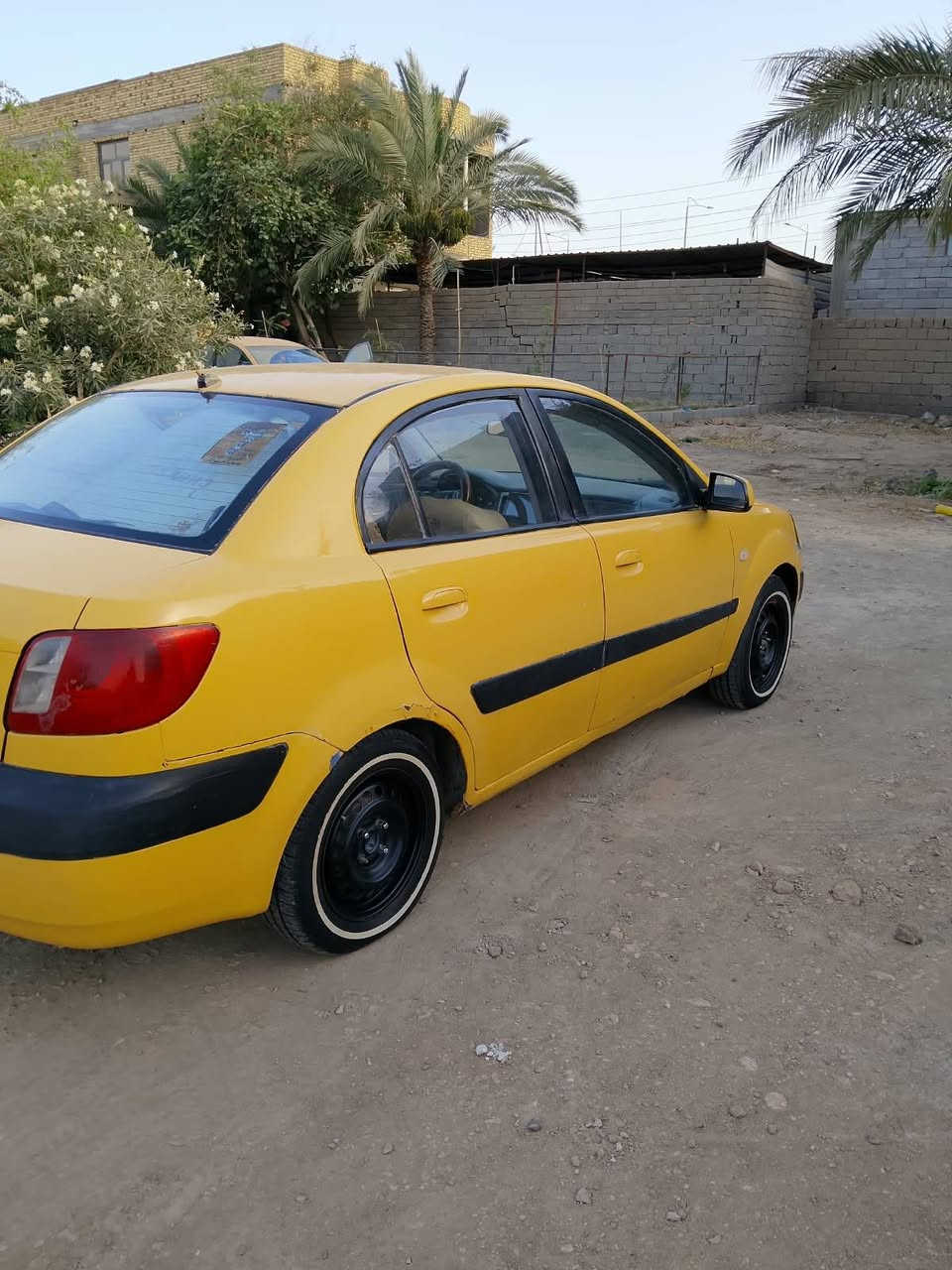 السلام عليكم
كيا ريو 8 للبيع وارد امريكي  بيه ضربه بالجاملغ  الامامي جهه السايق  رقم ذي قار انكليزي 
السعر 58 وبيه مجال  ***********
