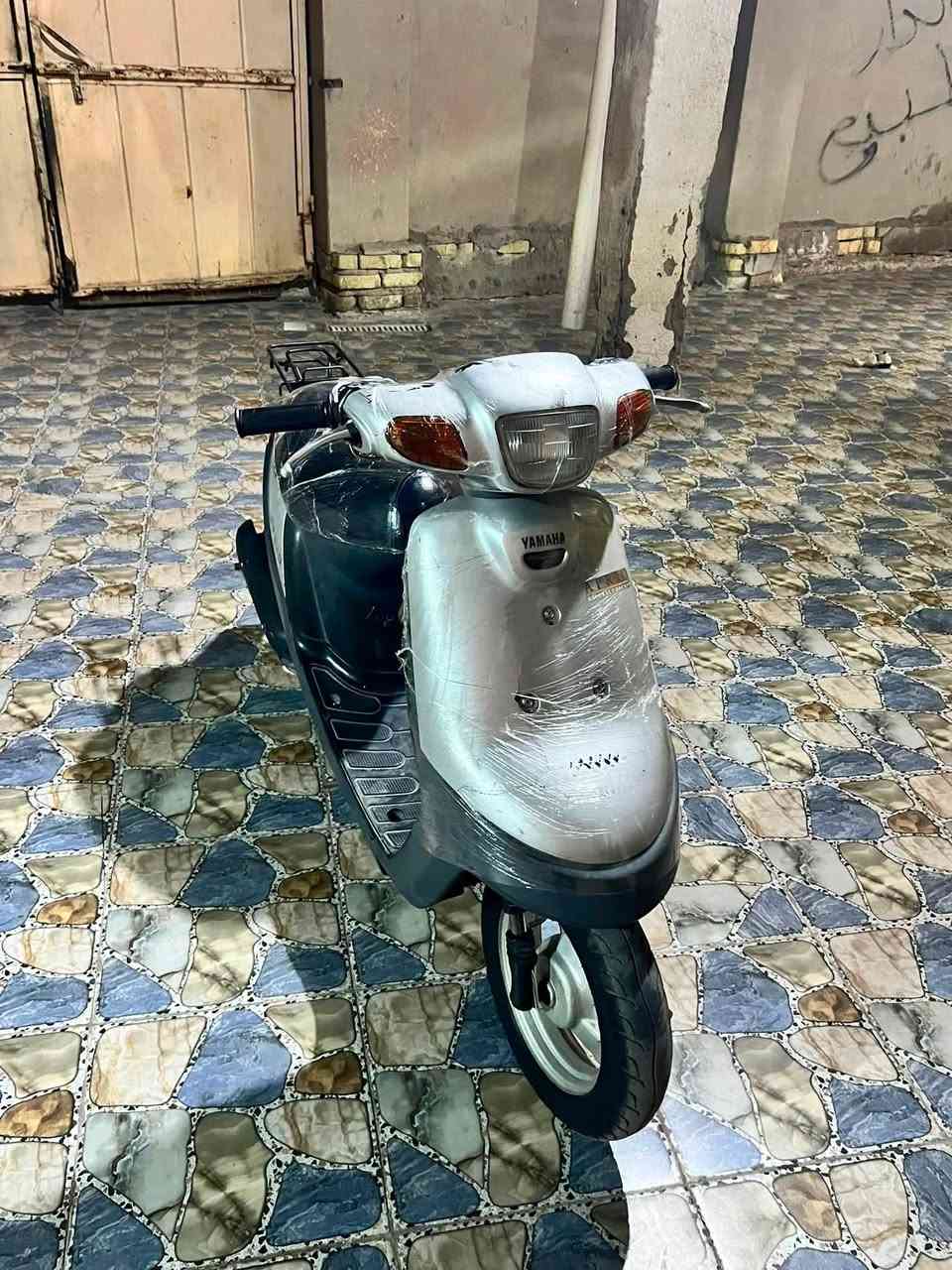 السلام عليكم دراجه بتره لبيع خط واحد مفتوحه بس بستم الدراجه شغاله من الطول لطول سلف هندر لايت بك لايت اشارير لايت عالي ناصي هورن الدراجه شلعه رمعدل شرط ادك ل60 صوتها كاتم لاصوت كير ولا صوت بلمكينه مكينتها ناعمه كلش سعرها 400وبيها مجال قليل مكاني ناصريه مركز متواجد ب واتساب ***********
