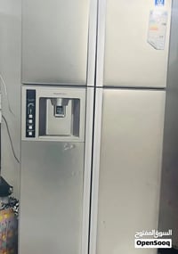 ثلاجة هيتاشي
