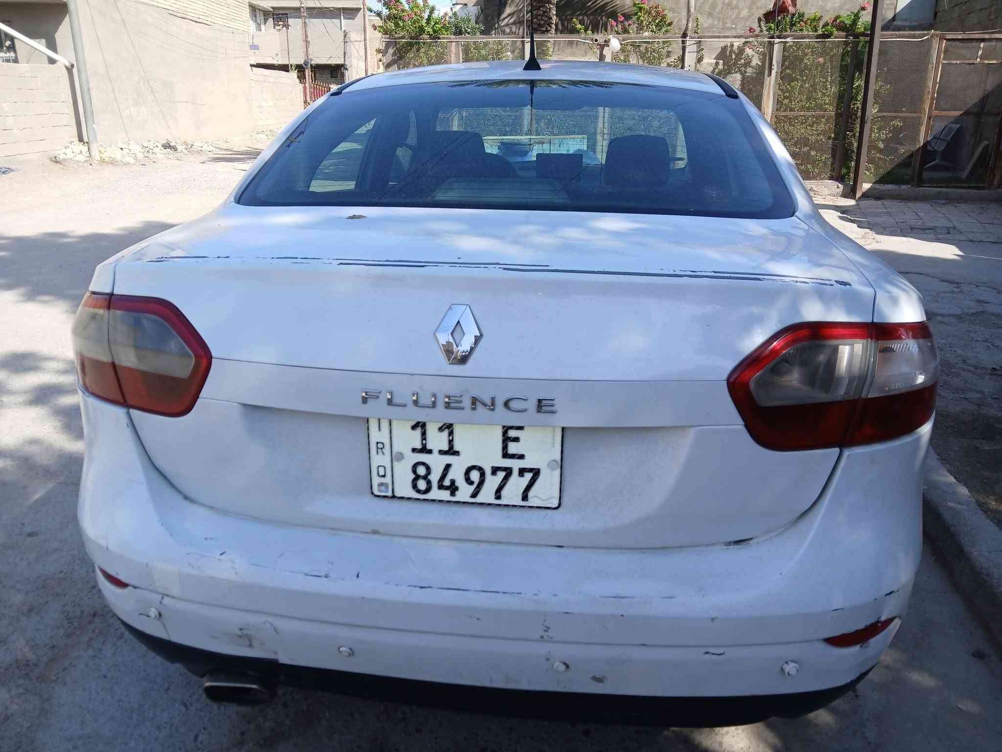 للبيع سيارة رينو فلونس مديل ٢٠١٣ كير محرك جديد تبريد شغال صبغ حزام رقم بغداد الجديد سنوية ٢٠٣١ هزة جديدة عندي ضرف صحي وريد ابيعها السعر ٤٠ ورقة وبيعا مجال العنوان بغداد  ***********
