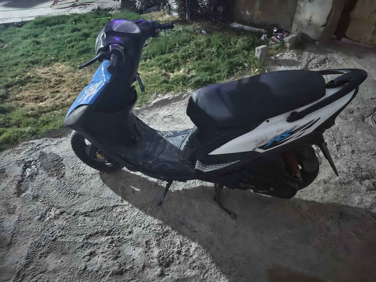 سلام عليكم دراجه ماكس عدله البيع الدراجه نضيفه مثل إلي بلصوره تجي وتشوف بعينك المكان بغداد الشعب السعر 400وبيها مجال الرقم ***********بس واتساب
