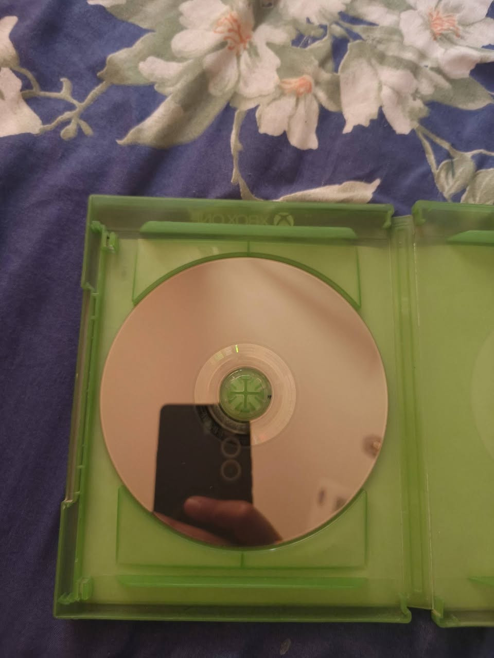 السلام عليكم قرص باتل فيلد 1 أصلي مال Xbox One
للبيع أو المرواس سعر 15 ألف و عندي توصيل 
مكاني بغداد و رقمي *********** للتواصل واتساب

