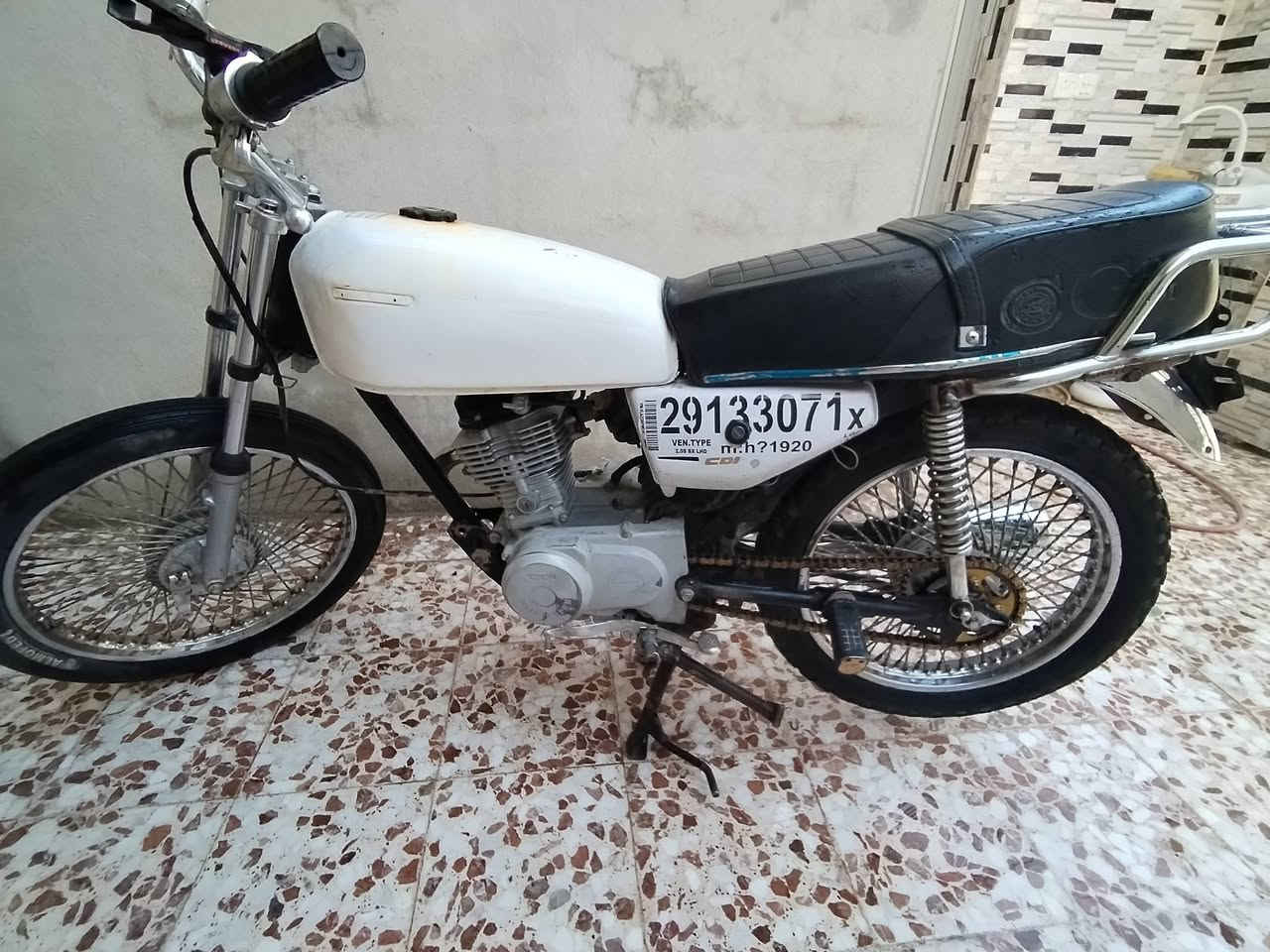 ماطو نظيف للبيع 250 بمجال بسيط ***********
